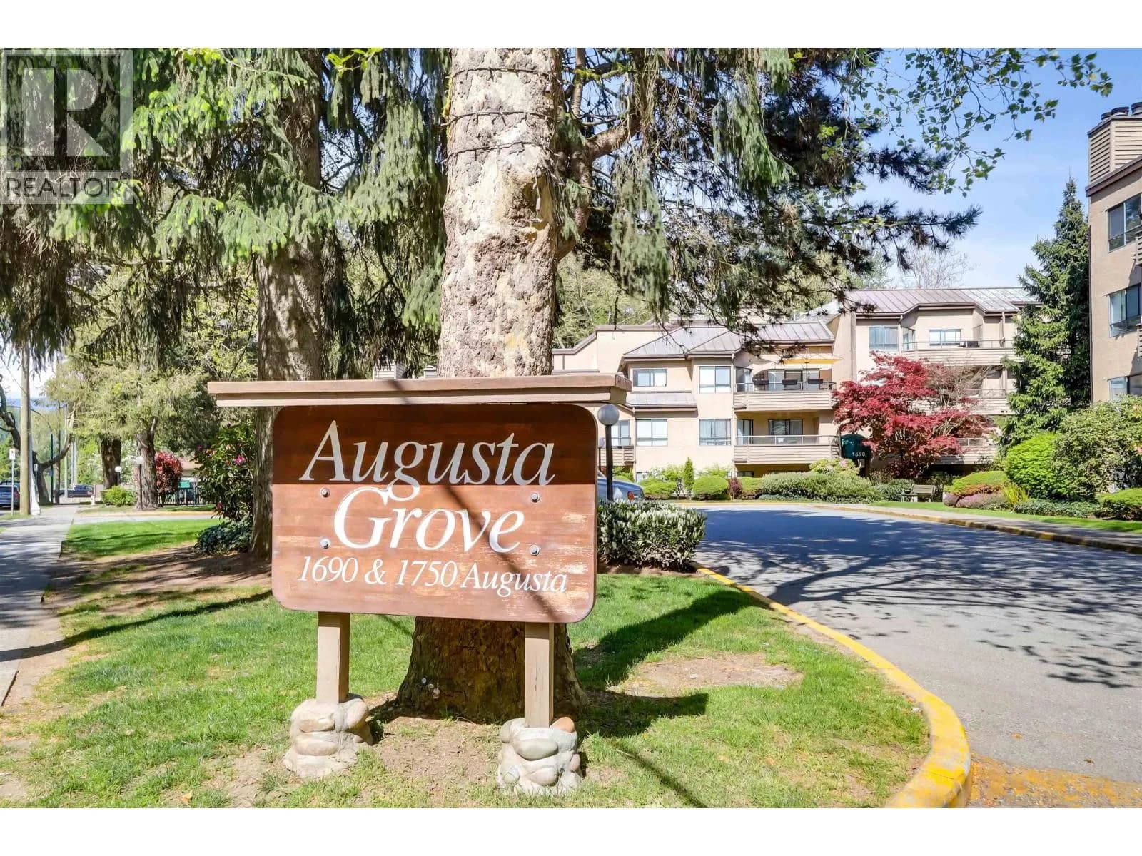 1690 AUGUSTA AVENUE, Burnaby