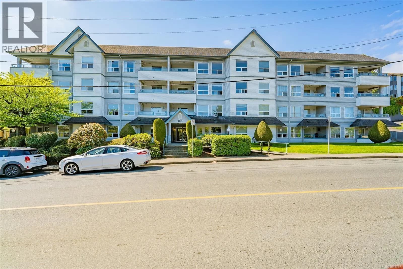 #405 1631 Dufferin Cres, Nanaimo, BC photo 2