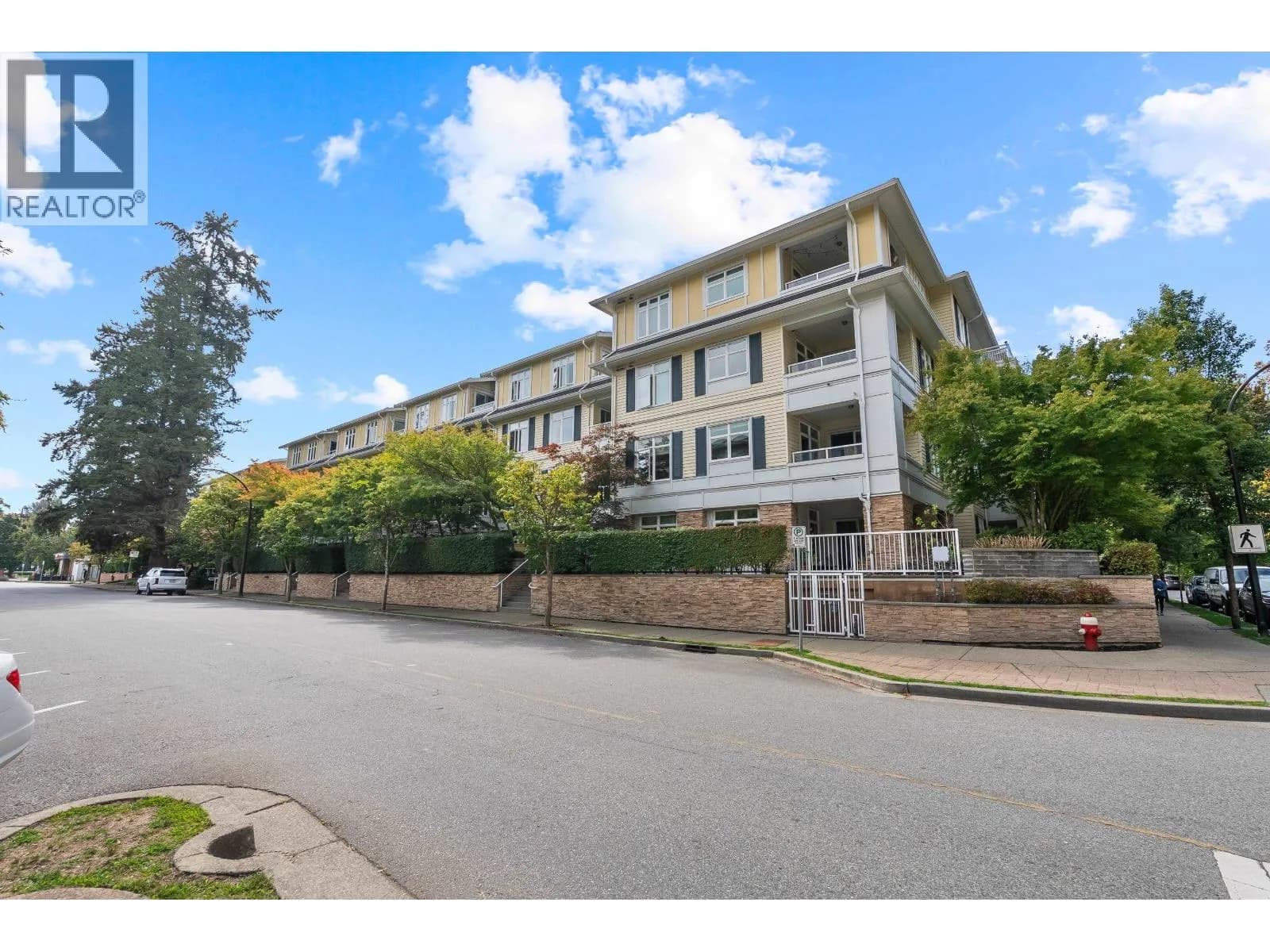 #407 2368 MARPOLE AVENUE, Port Coquitlam, BC photo 2