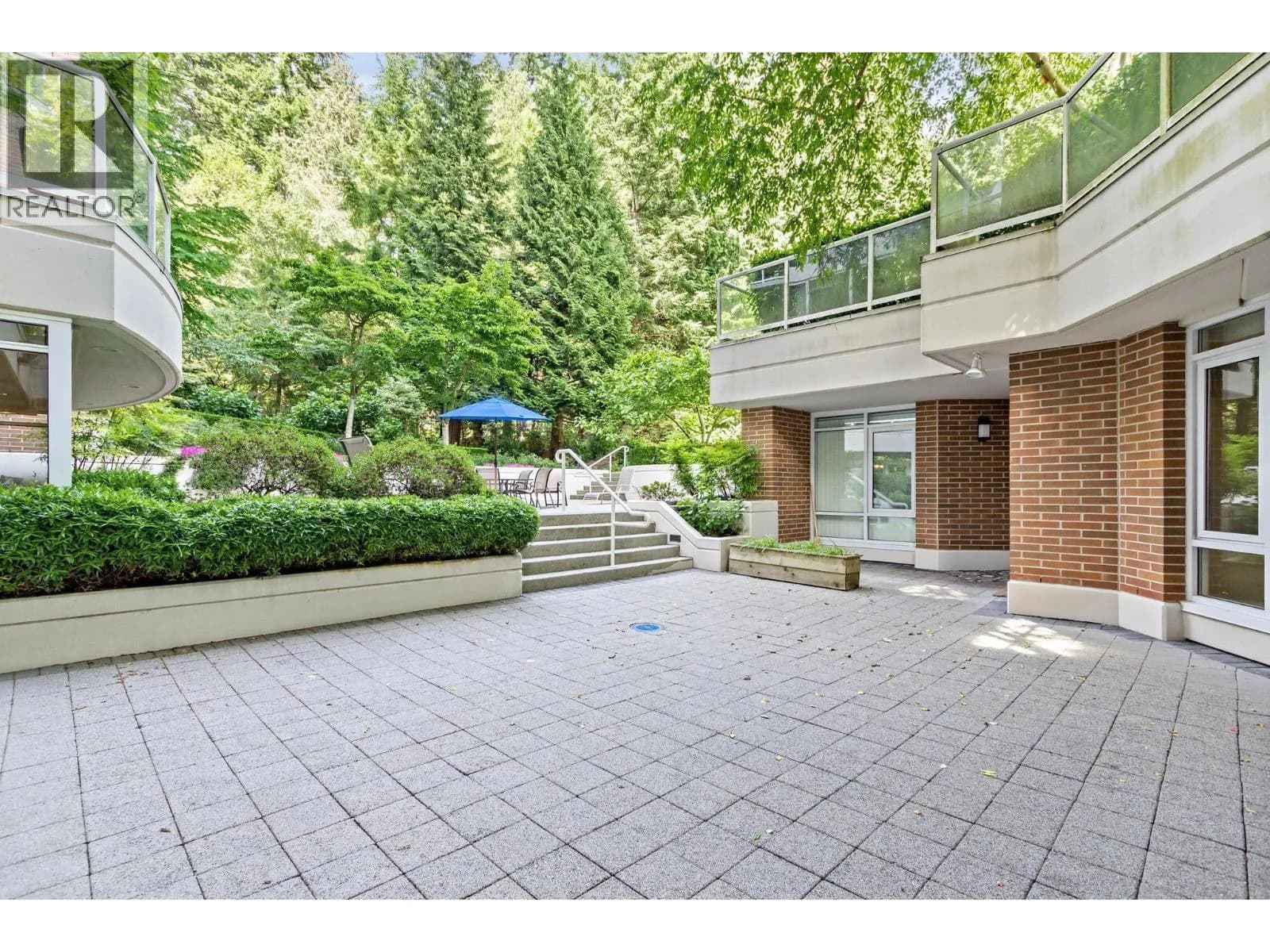 #704 5615 HAMPTON PLACE, Vancouver, BC photo 3
