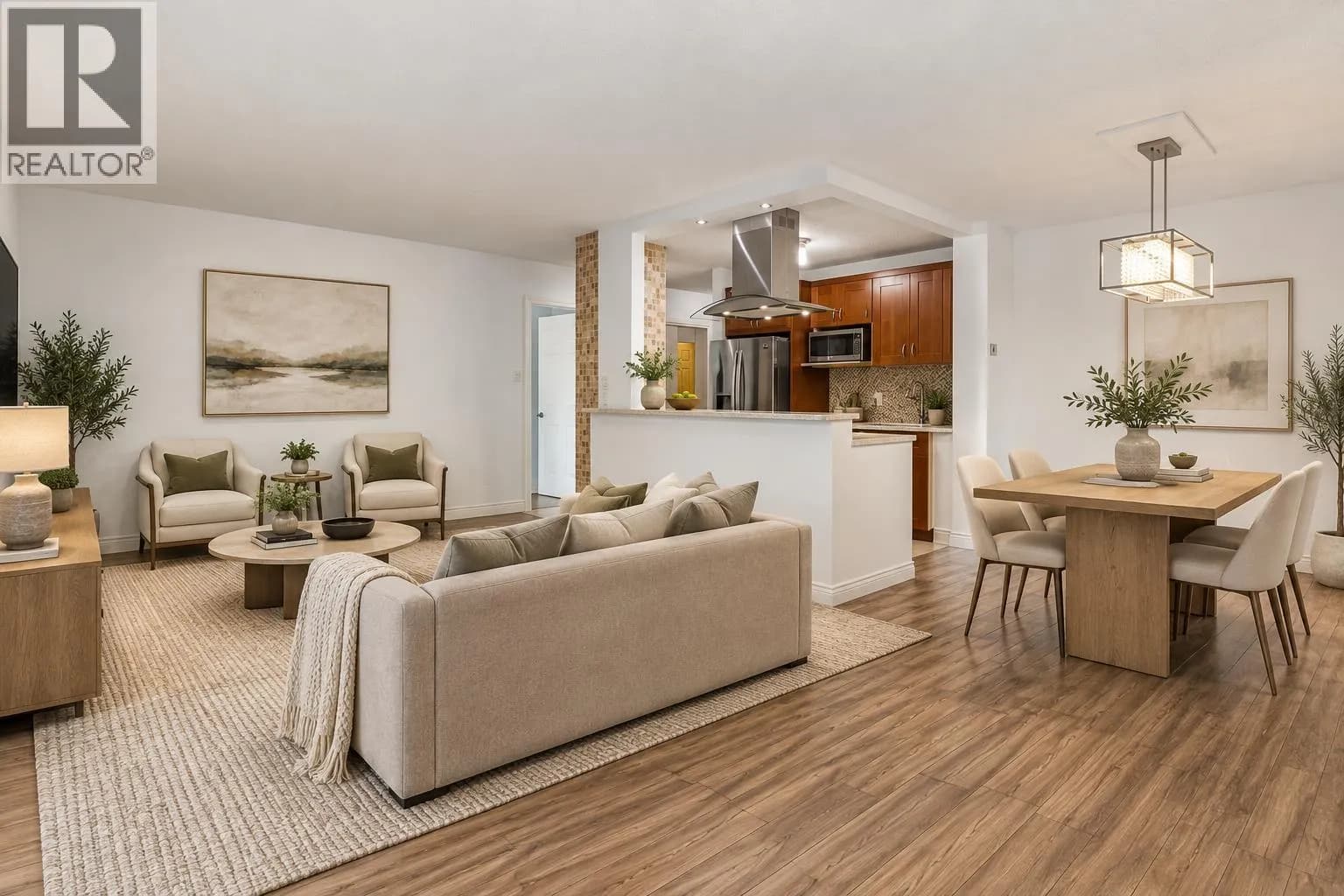 2020 FULLERTON AVENUE, North Vancouver