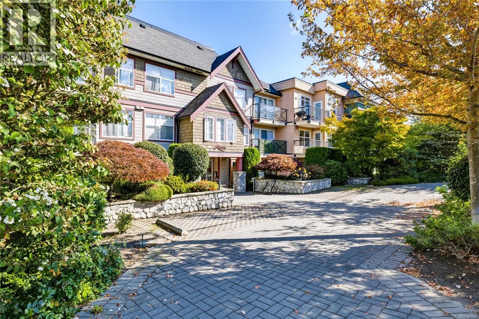 #103 1618 North Dairy Rd, Saanich, BC photo 2
