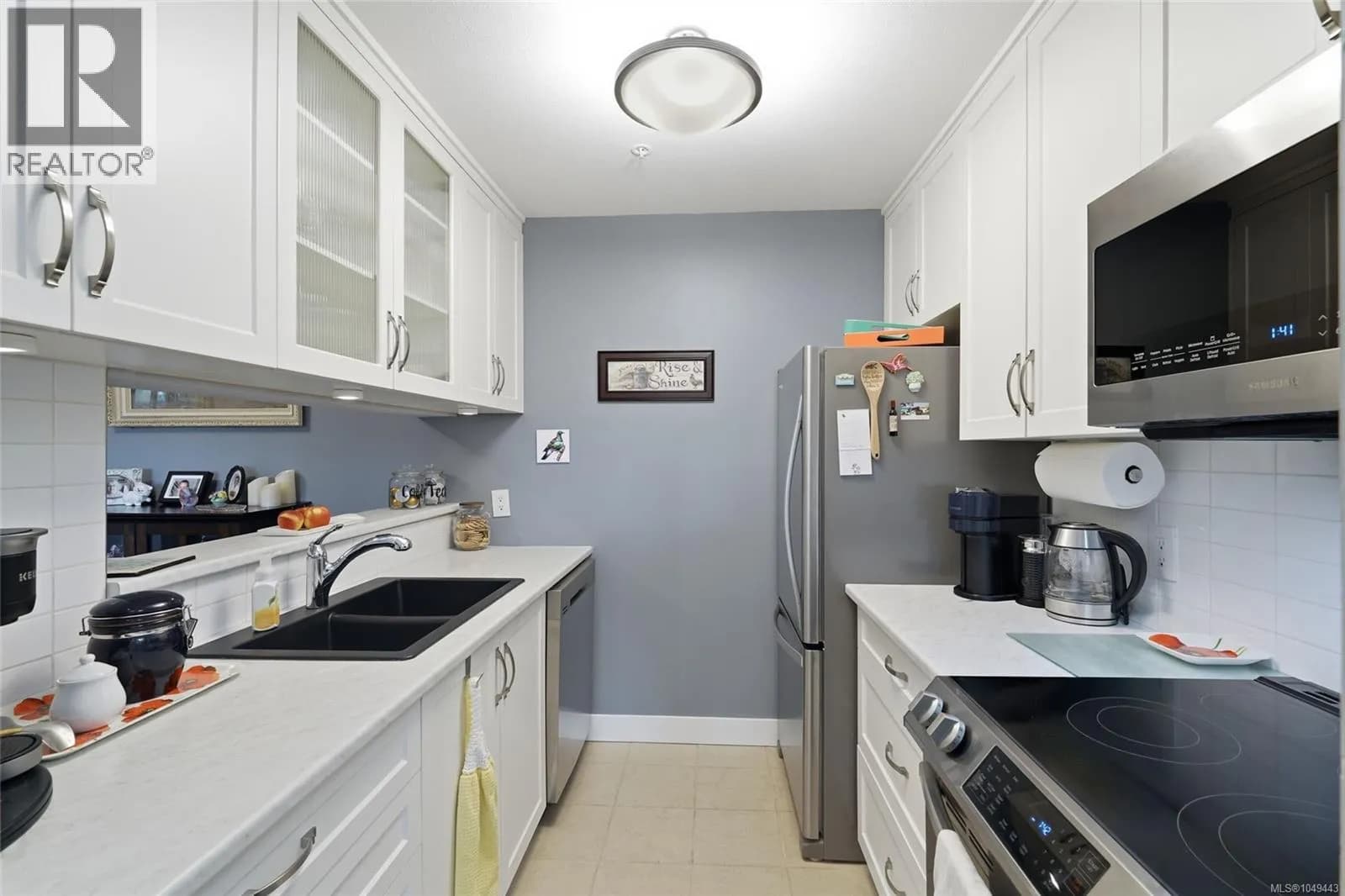 #207 4971 Songbird Pl, Nanaimo, BC photo 2