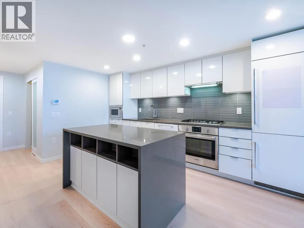#608 3331 BROWN ROAD, Richmond, BC photo 2