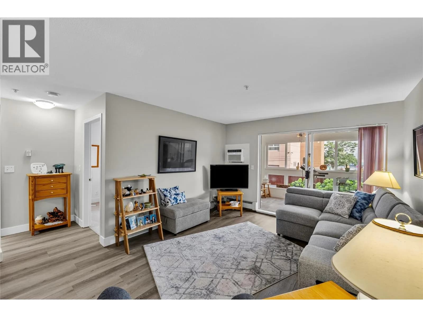 #109 360 BATTLE Street, Kamloops, BC photo 4
