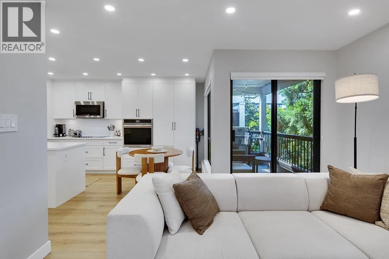 #303 1877 W 5TH AVENUE, Vancouver, BC photo 2