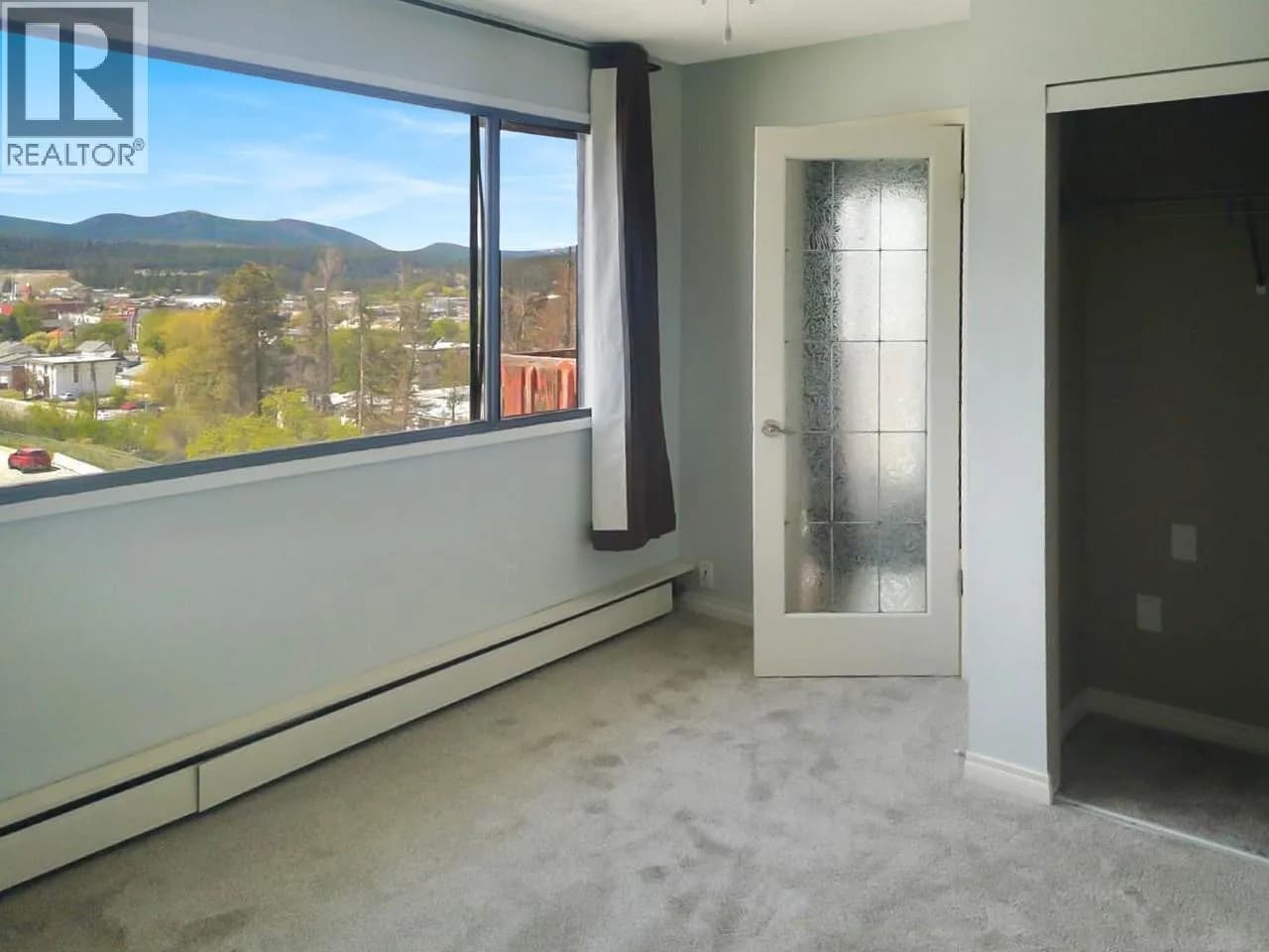 #404 112 17TH S Avenue, Cranbrook, BC photo 4