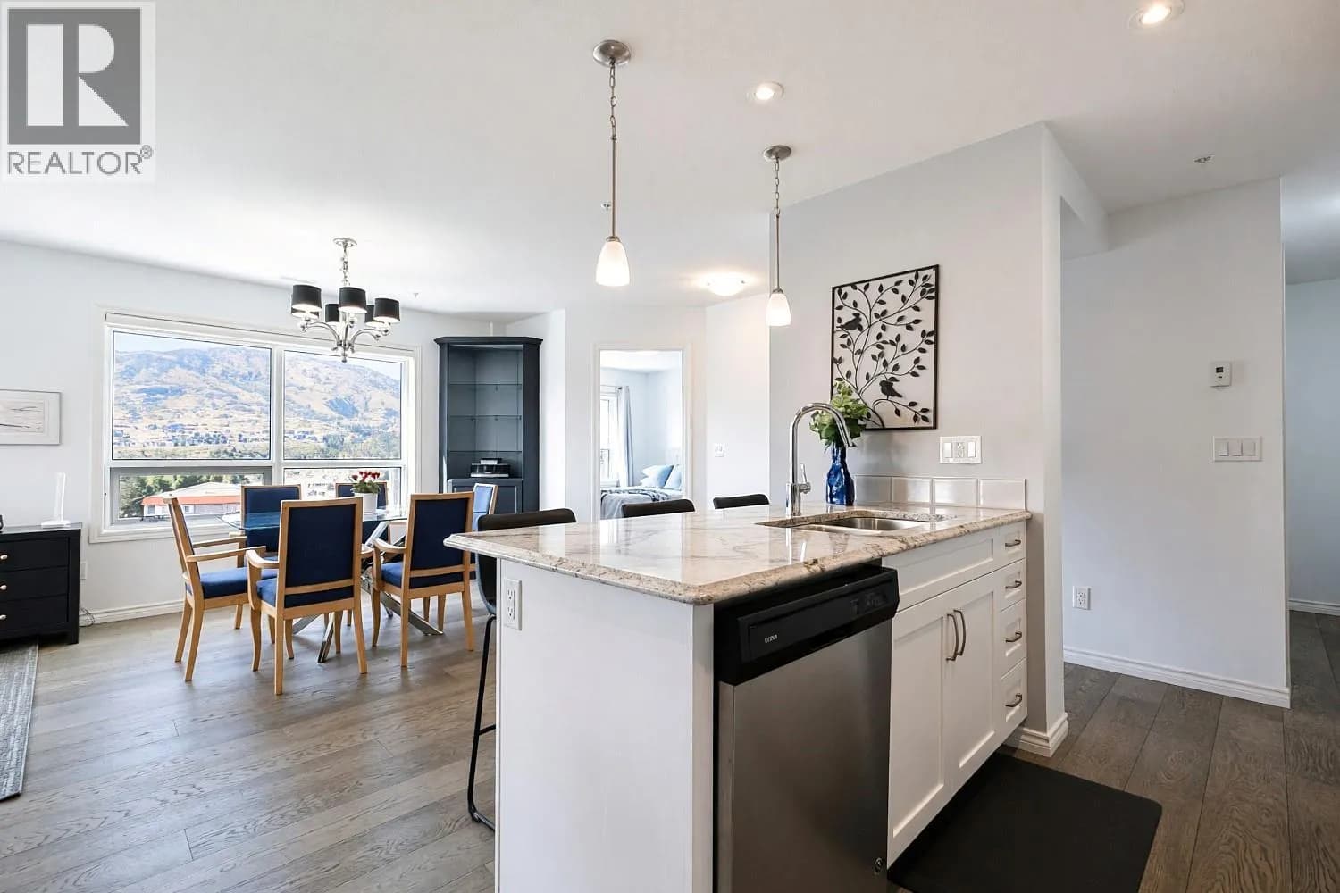 #705 3388 SKAHA LAKE Road, Penticton, BC photo 4