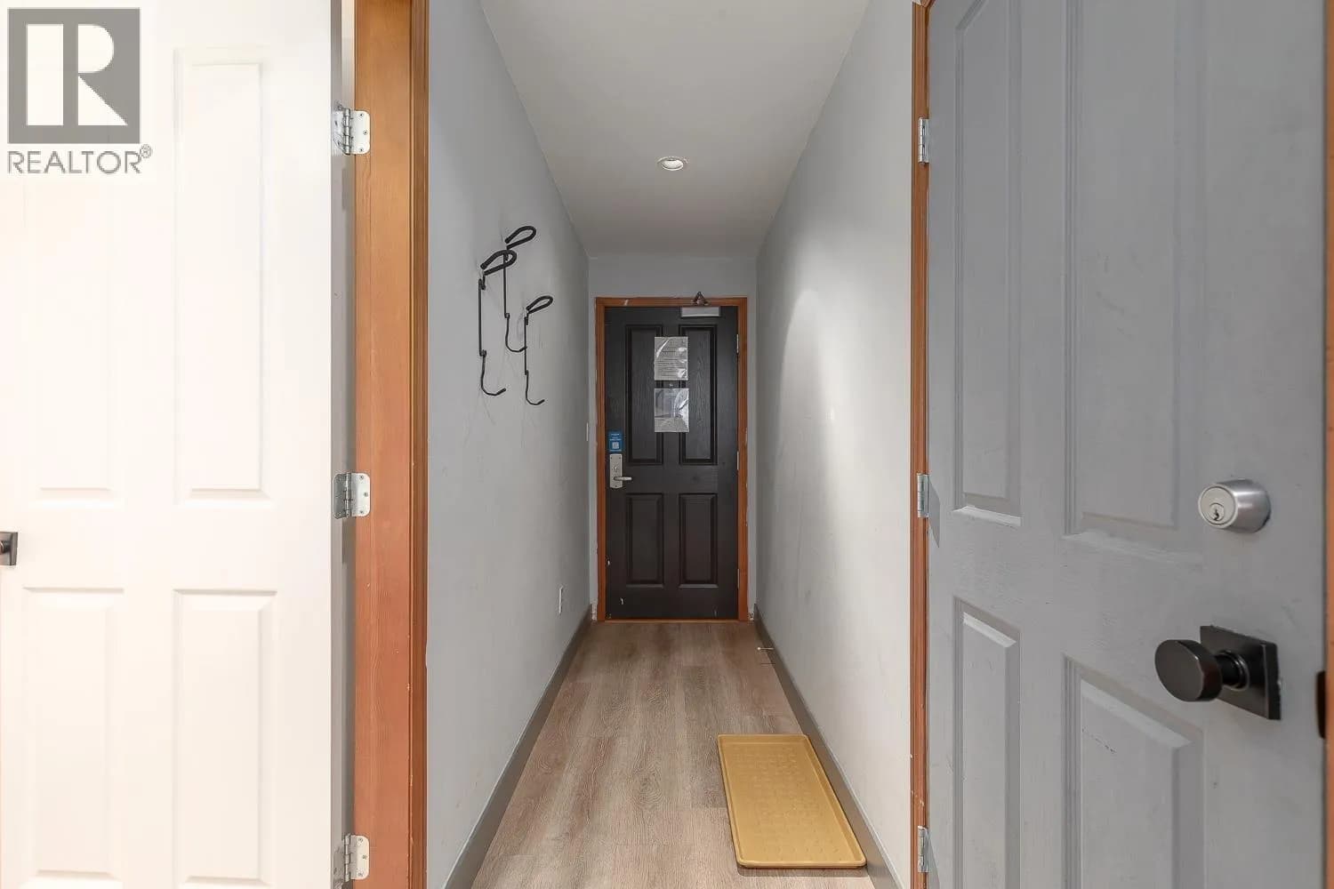 #327 4369 MAIN STREET, Whistler, BC photo 4