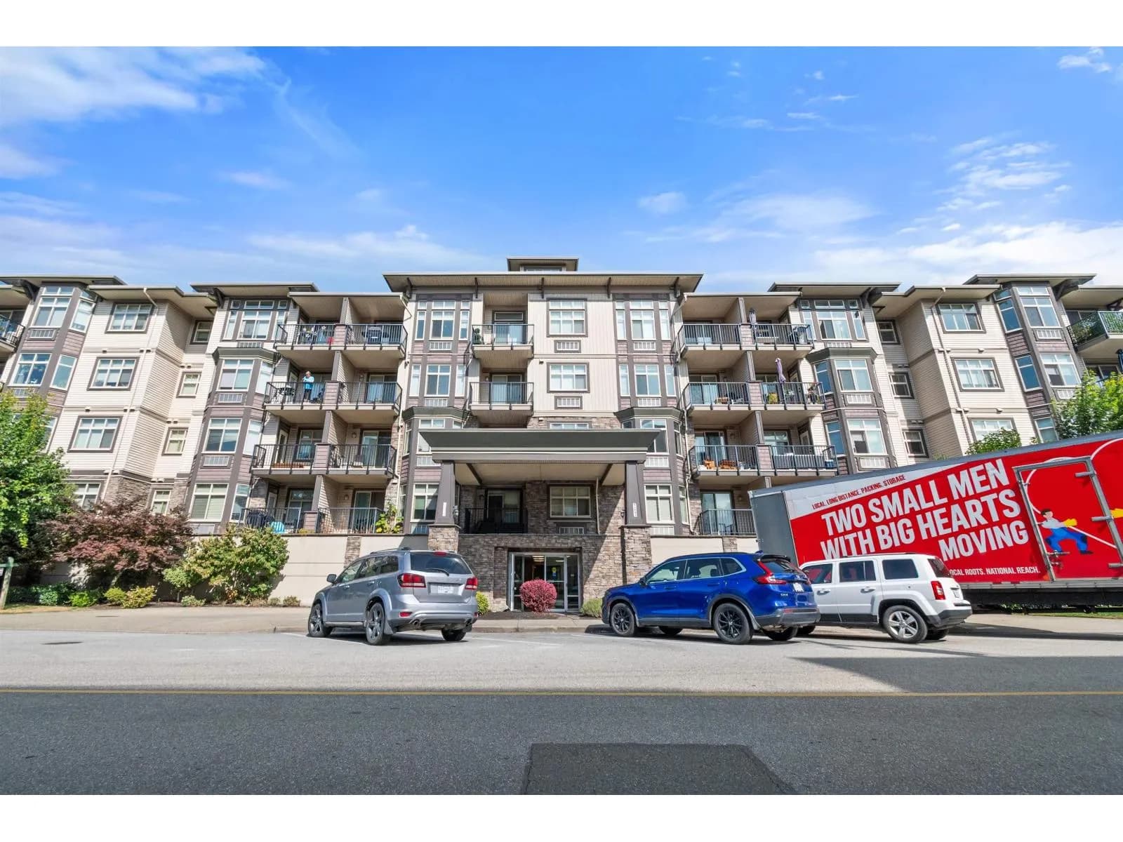 #401 45893 CHESTERFIELD AVENUE, Chilliwack, BC photo 2