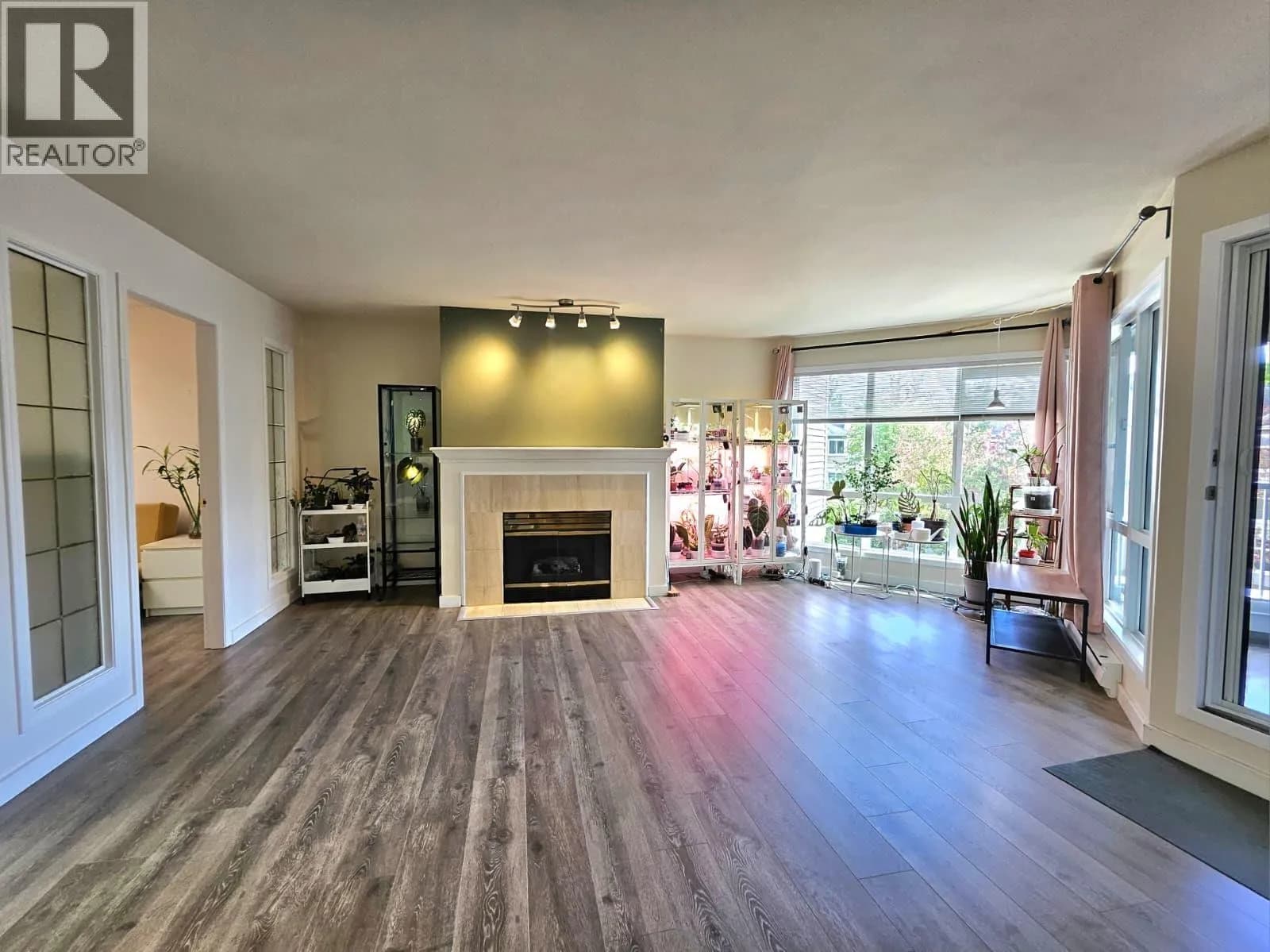 #311 7437 MOFFATT ROAD, Richmond, BC photo 2