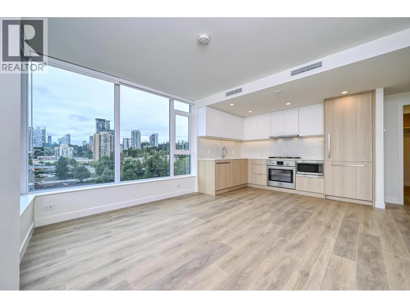 #1009 318 ALDERSON AVENUE, Coquitlam, BC photo 4