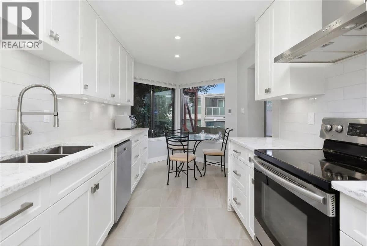 1005 W 7TH AVENUE, Vancouver