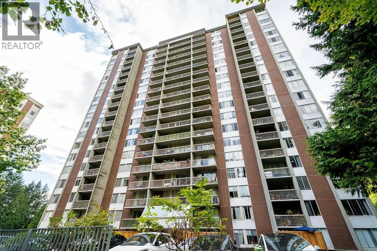 2008 FULLERTON AVENUE, North Vancouver