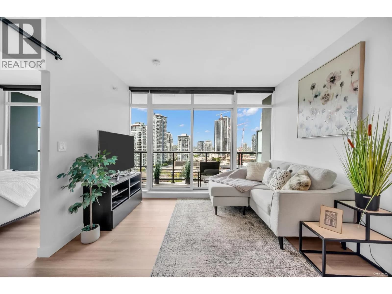 4730 LOUGHEED HIGHWAY, Burnaby