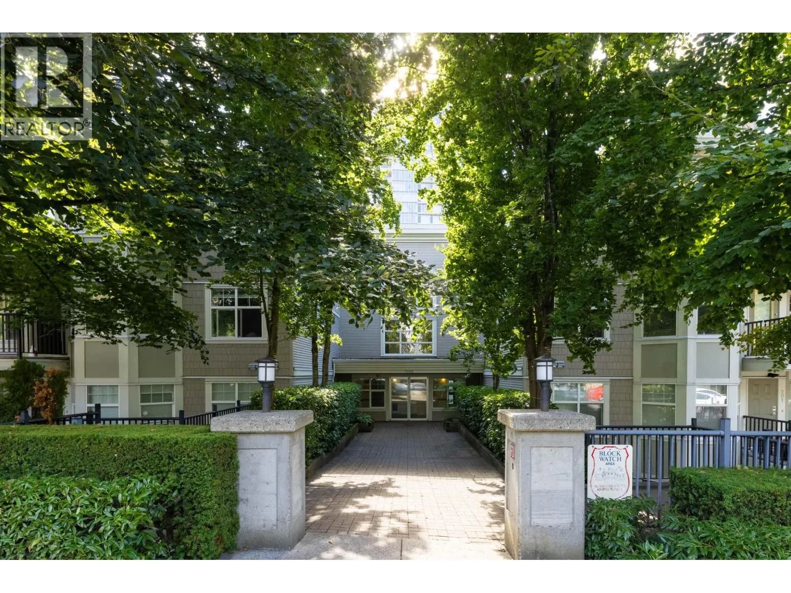 7038 21ST AVENUE, Burnaby