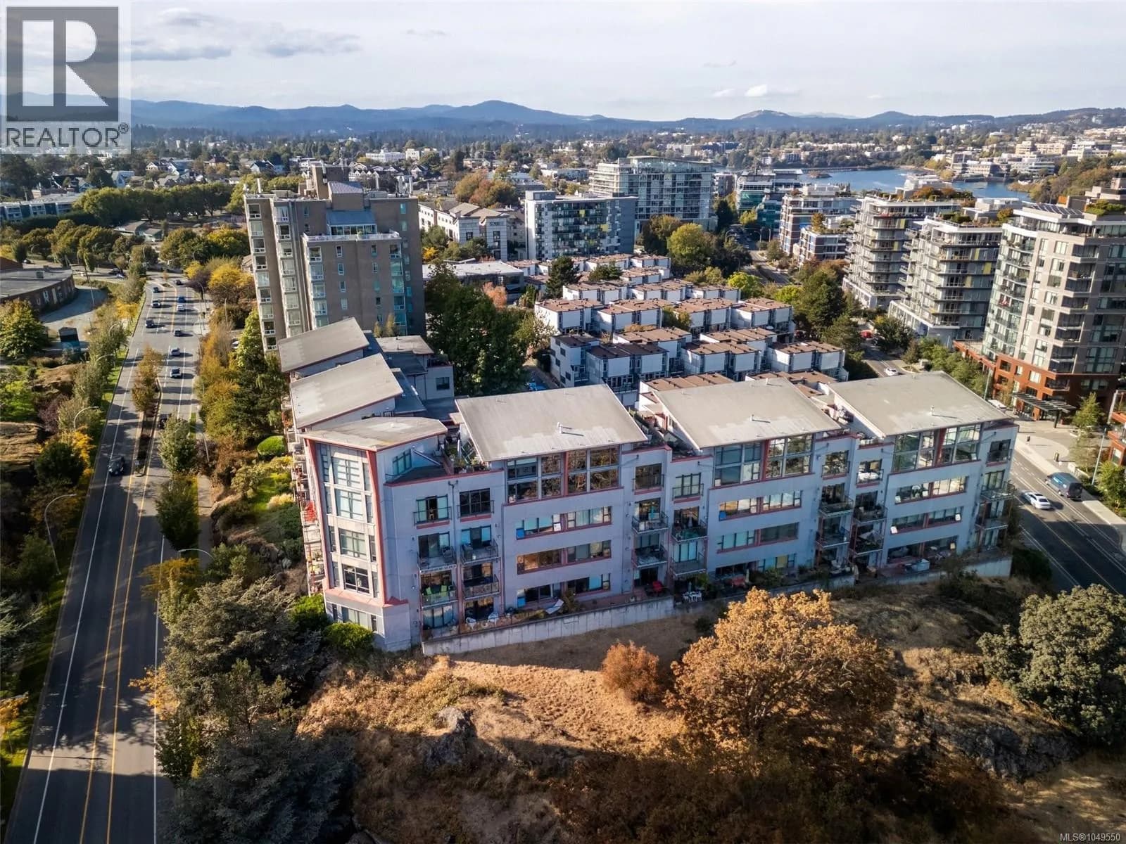 #212 455 Sitkum Rd, Victoria, BC photo 3