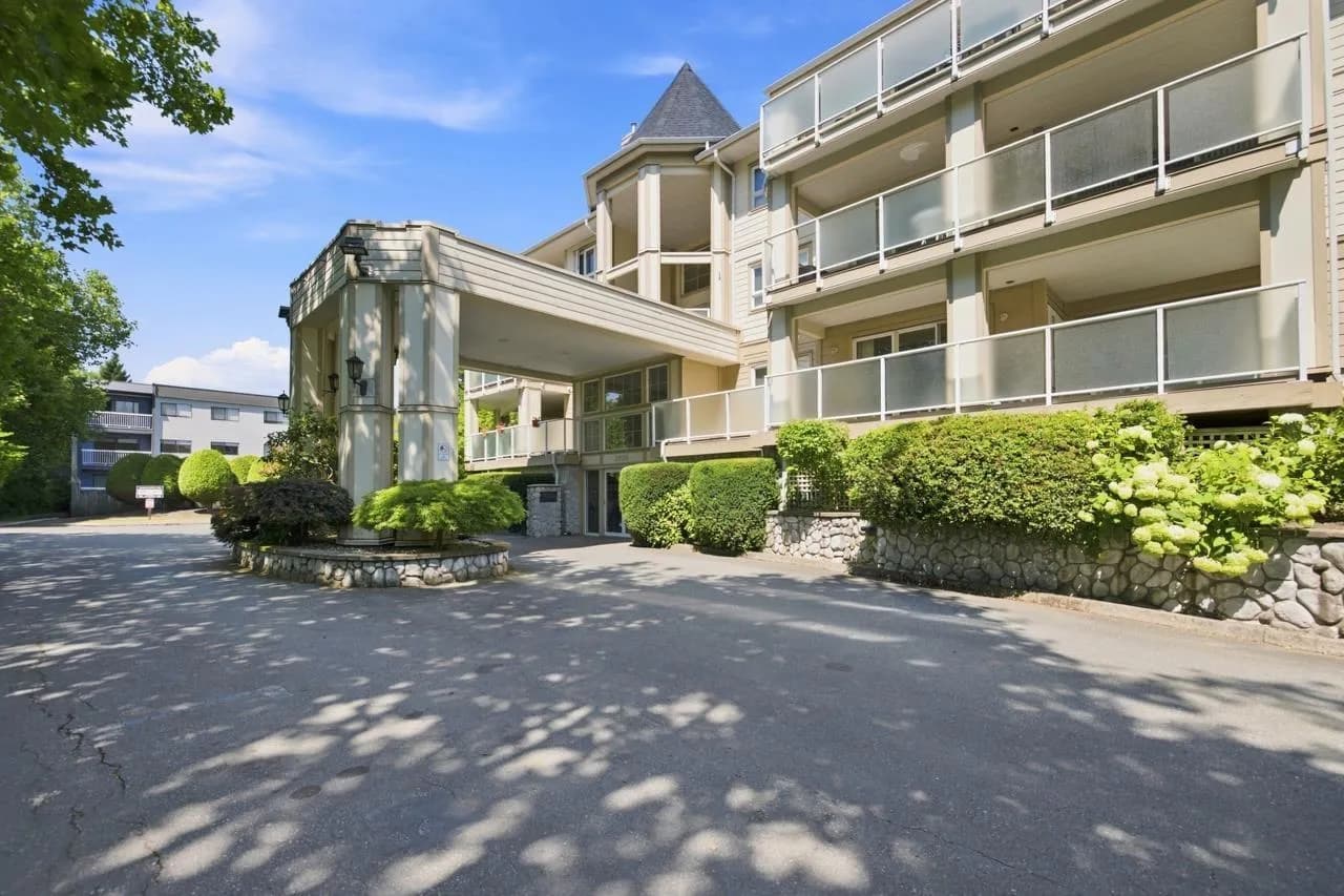 #204 20125 55A AVENUE, Langley, BC photo 2