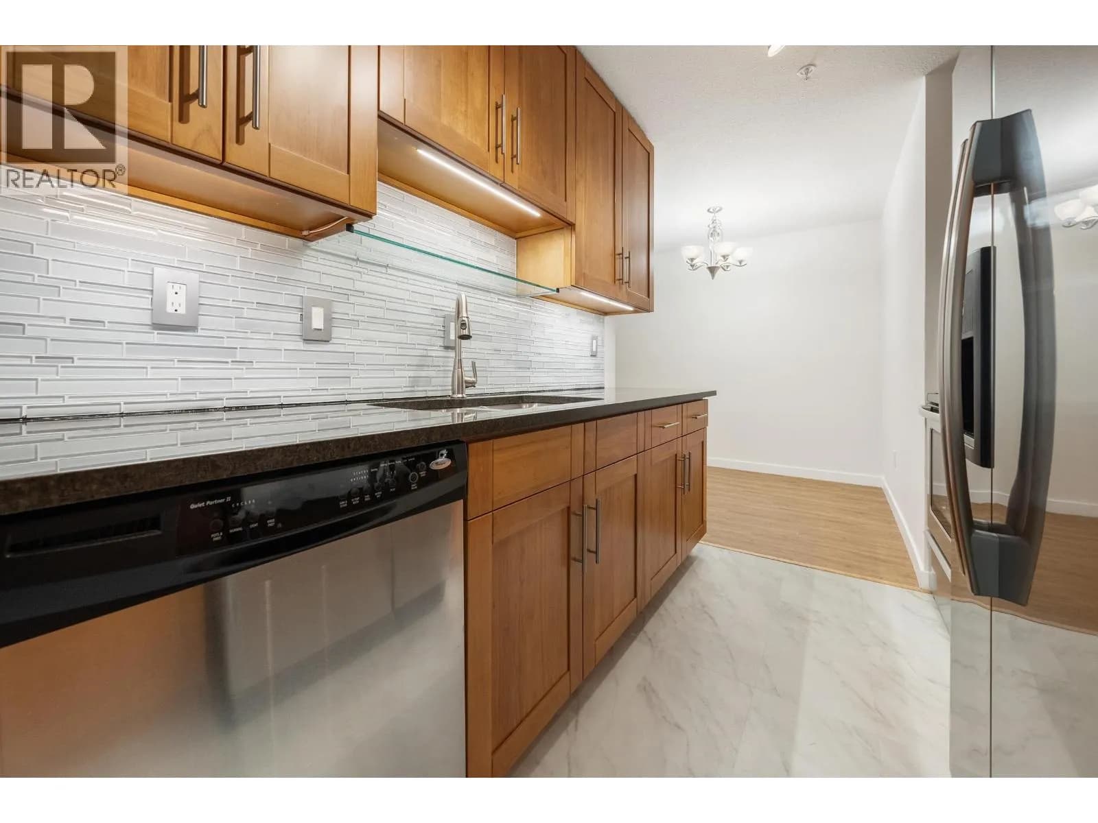 #101 2245 WILSON AVENUE, Port Coquitlam, BC photo 3