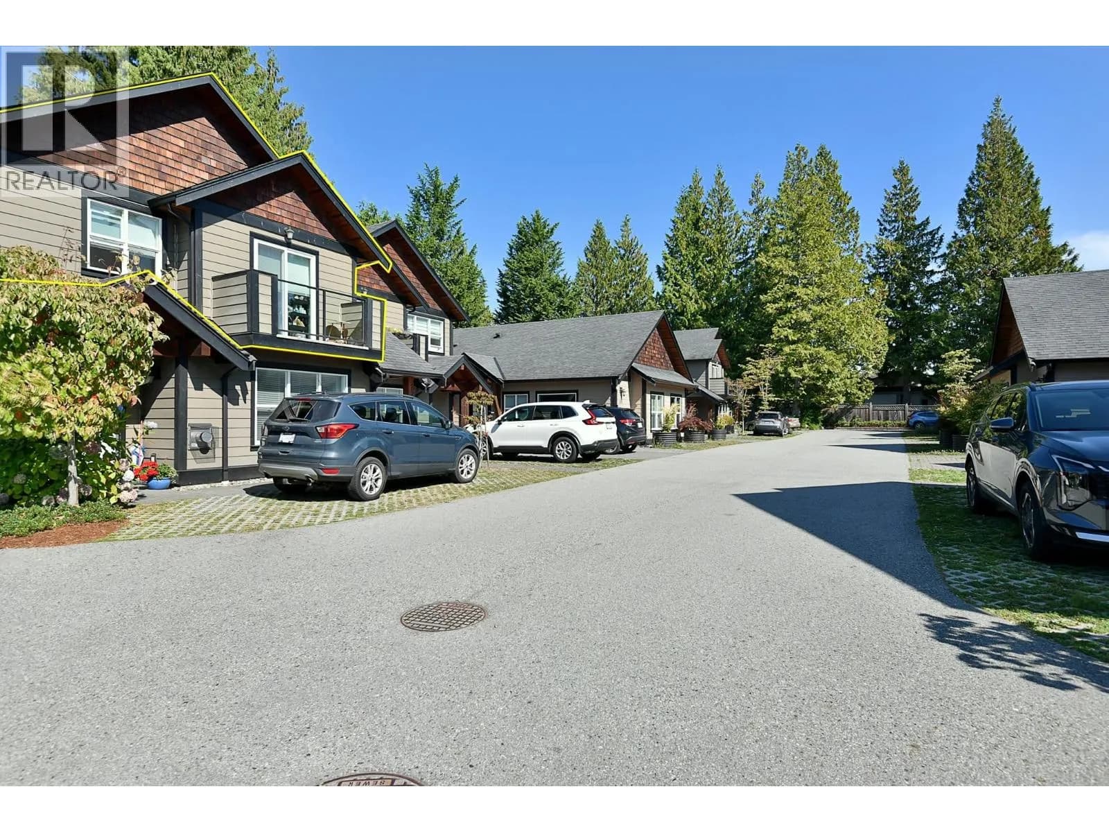 #208 518 SHAW ROAD, Gibsons, BC photo 2