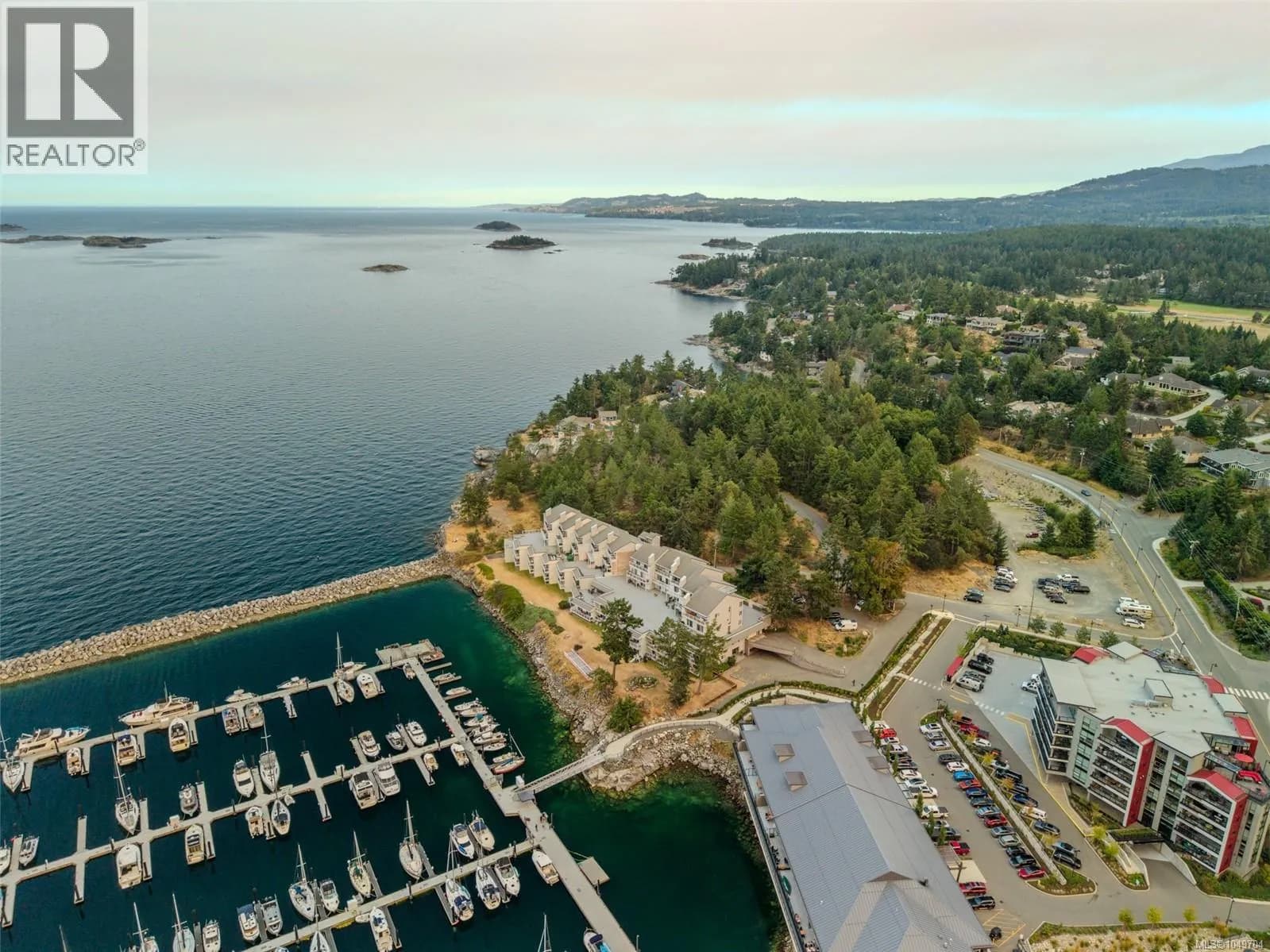 3555 Outrigger Rd, Nanoose Bay
