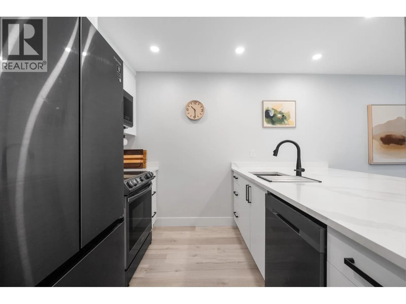 #217 7377 SALISBURY AVENUE, Burnaby, BC photo 3