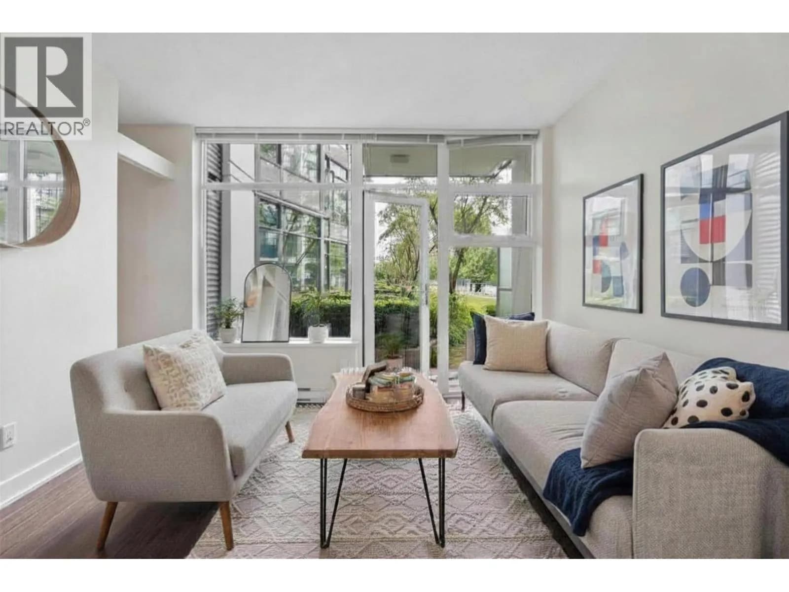 1777 W 7TH AVENUE, Vancouver