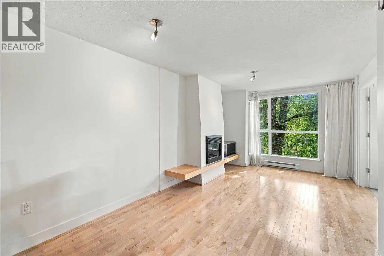 #403 2137 W 10TH AVENUE, Vancouver, BC photo 4