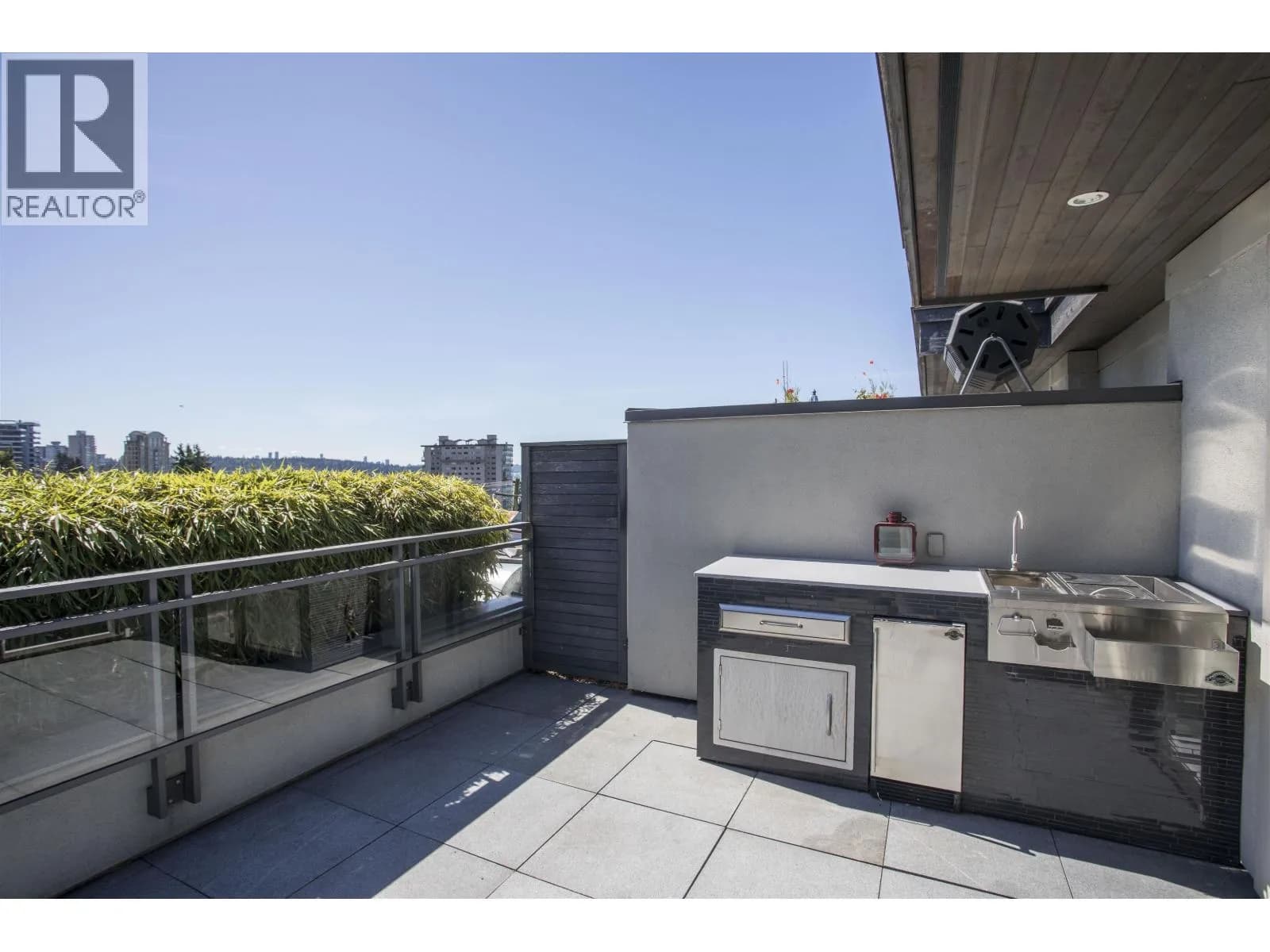2432 HAYWOOD AVENUE, West Vancouver