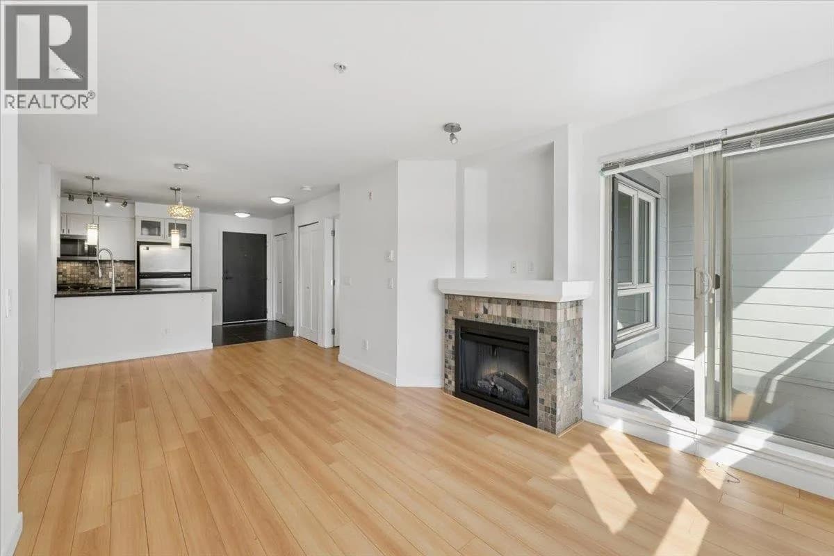 #218 405 SKEENA STREET, Vancouver, BC photo 2