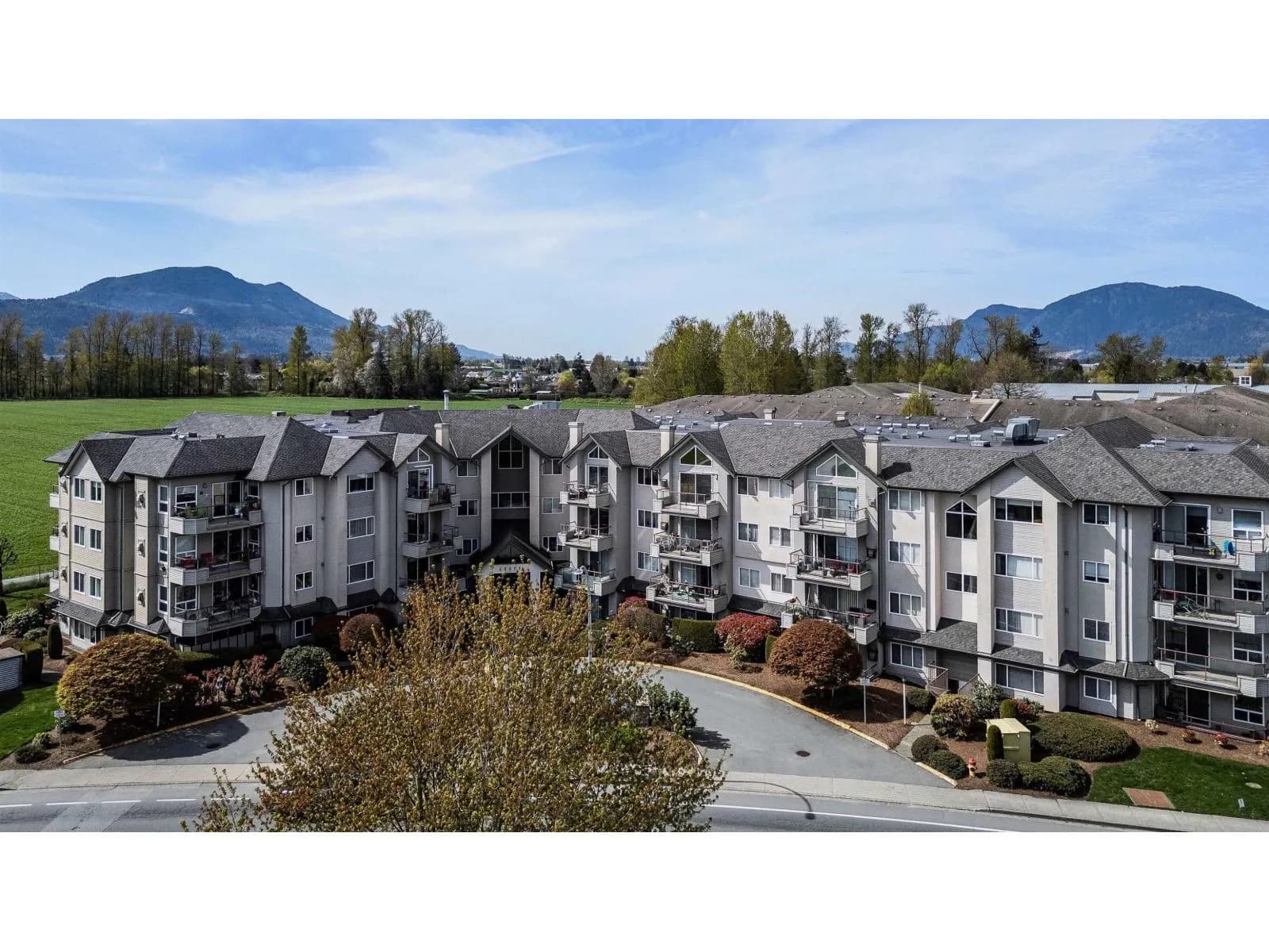 45520 KNIGHT ROAD, Chilliwack