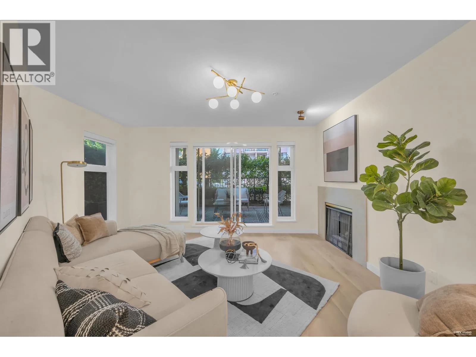 #101 1924 COMOX STREET, Vancouver, BC photo 2