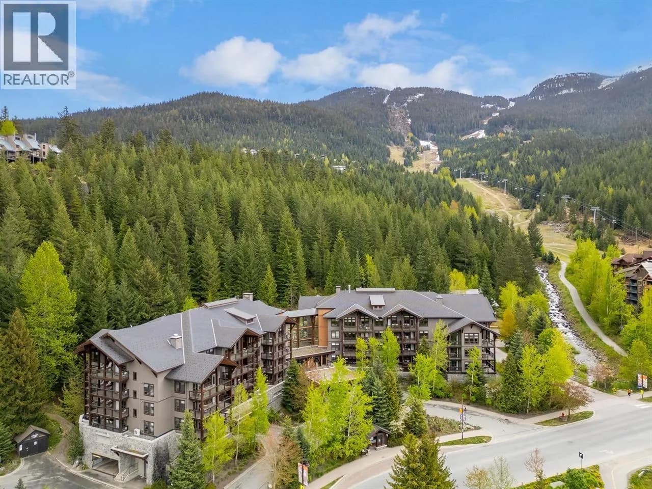 2020 LONDON LANE, Whistler