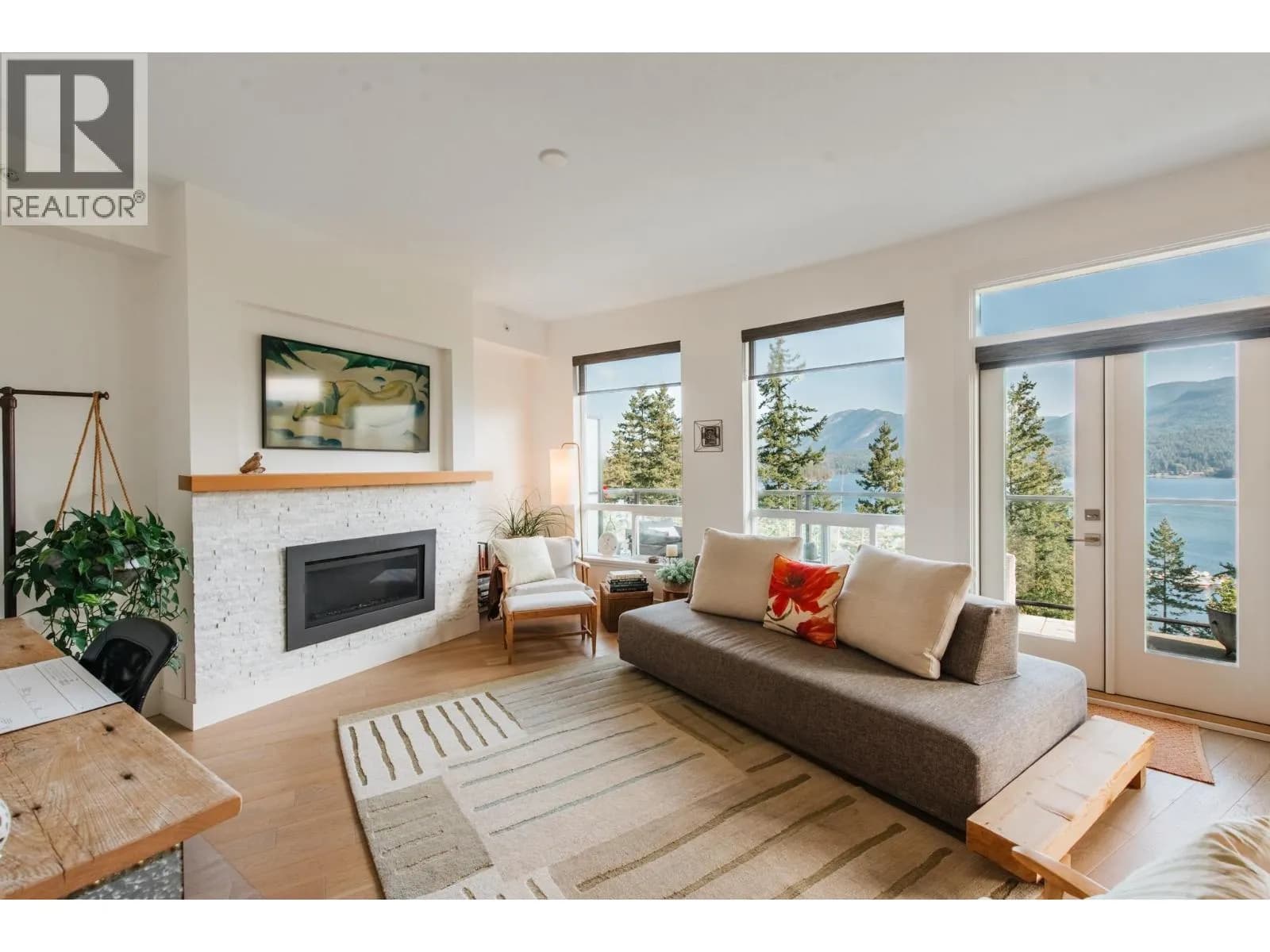 5780 MARINE WAY, Sechelt