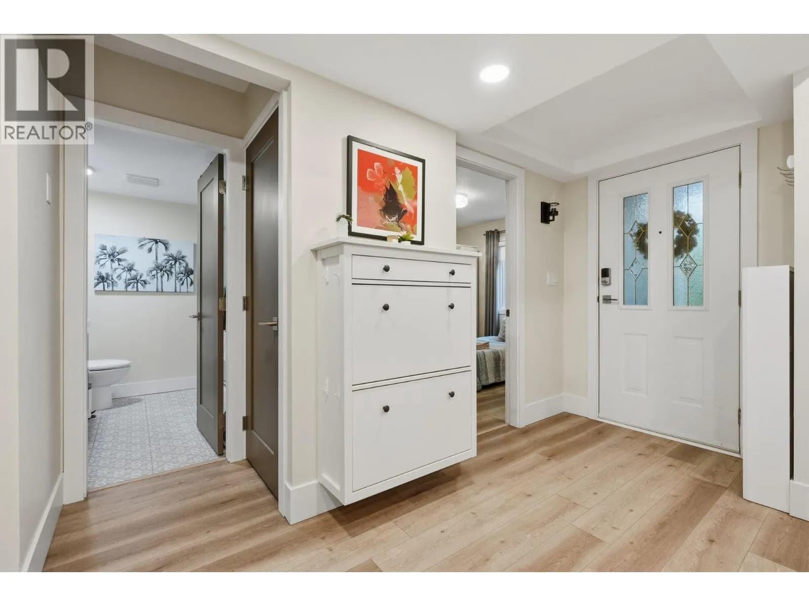 #102 1538 BOWSER AVENUE, North Vancouver, BC photo 3