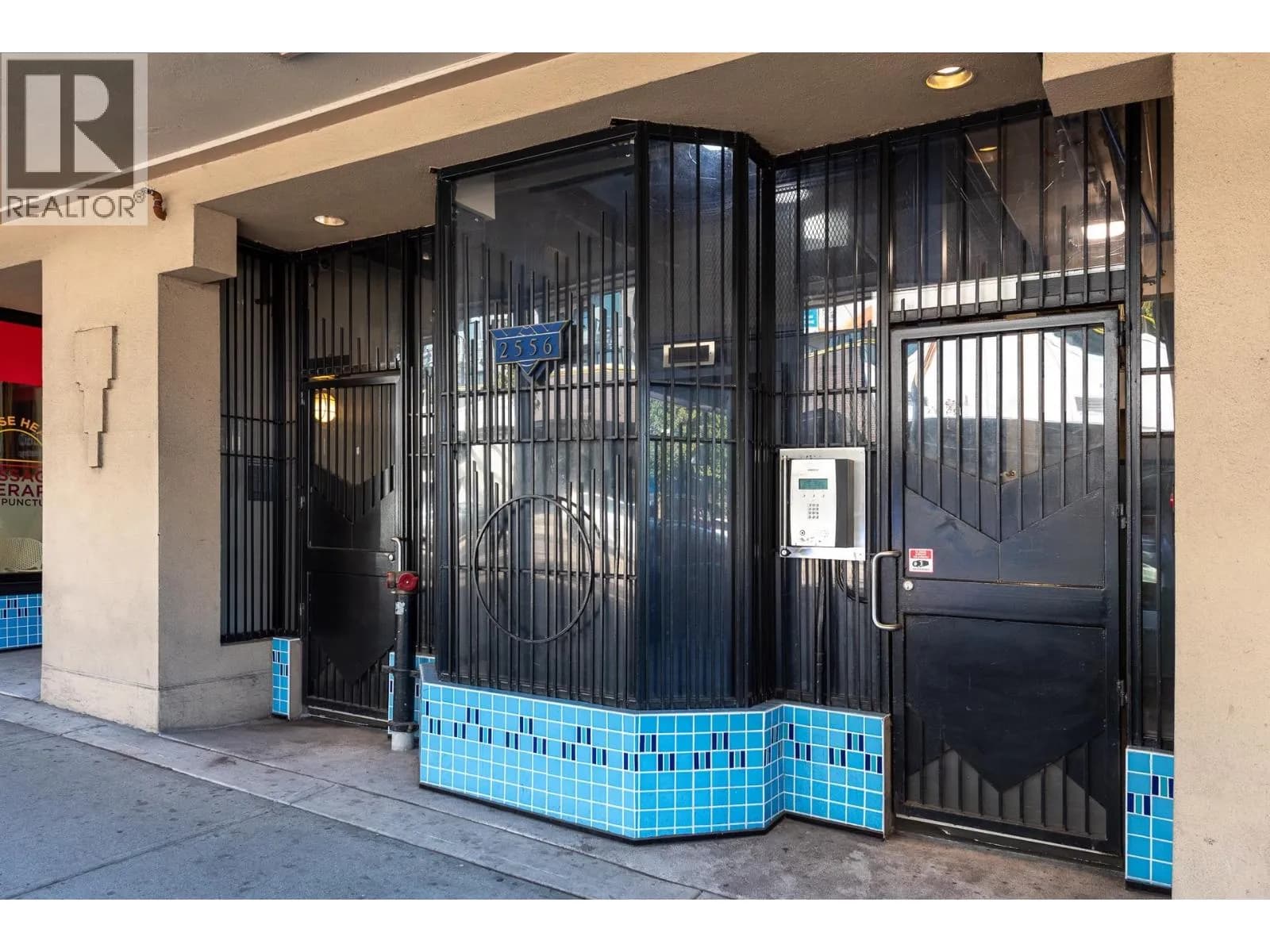 #L2 2556 E HASTINGS STREET, Vancouver, BC photo 3