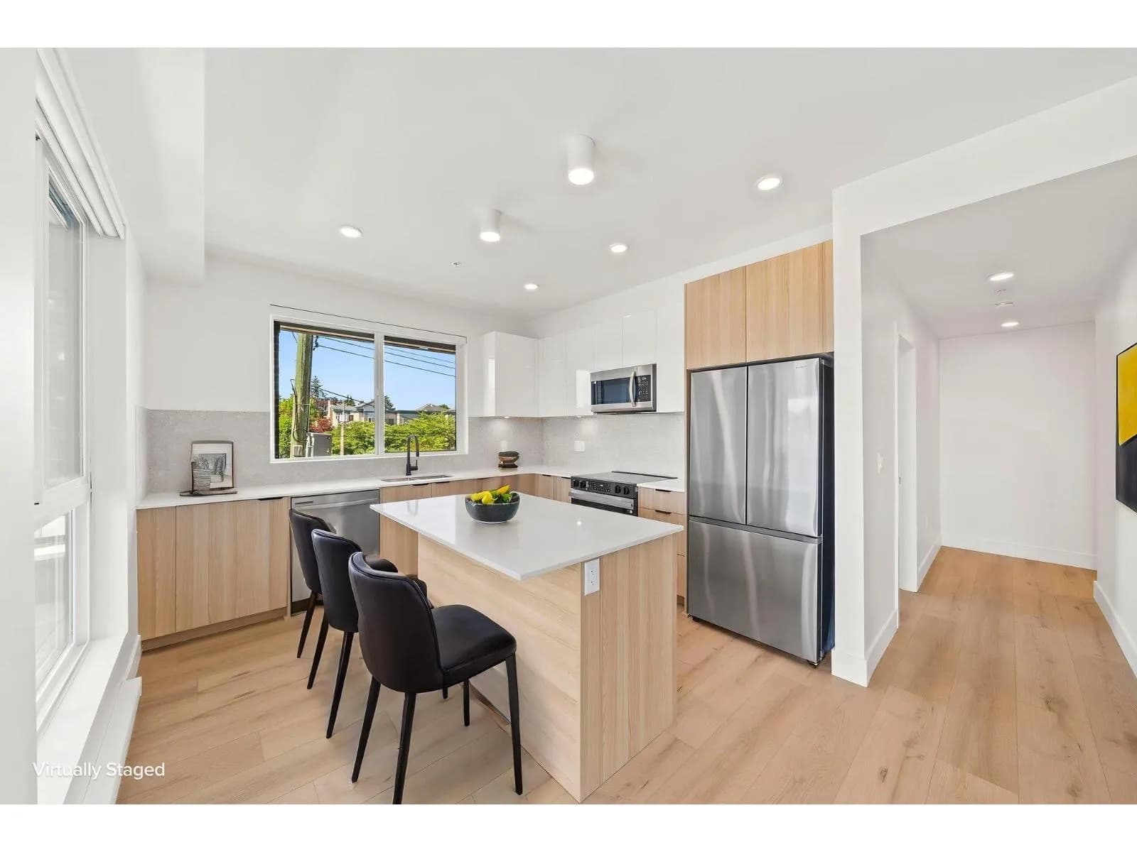 #237 20769 FRASER HIGHWAY, Langley, BC photo 2
