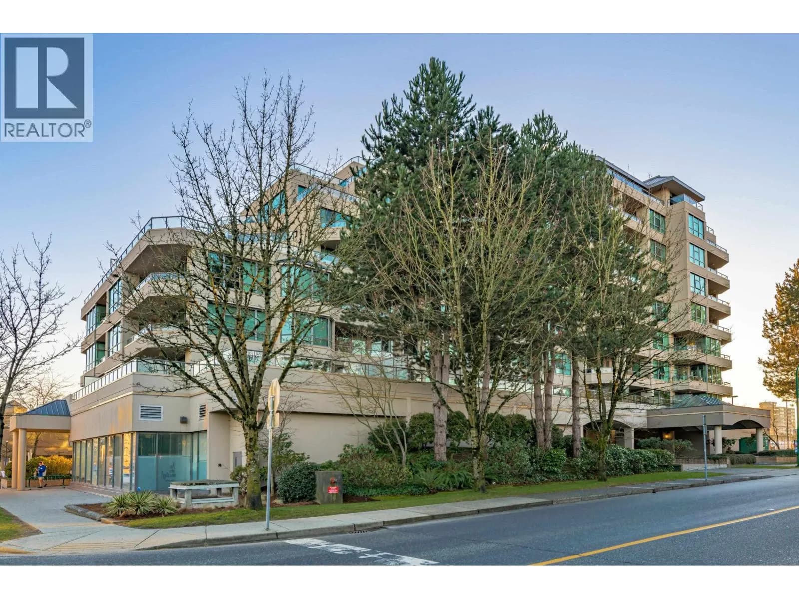 #404 4160 ALBERT STREET, Burnaby, BC photo 2