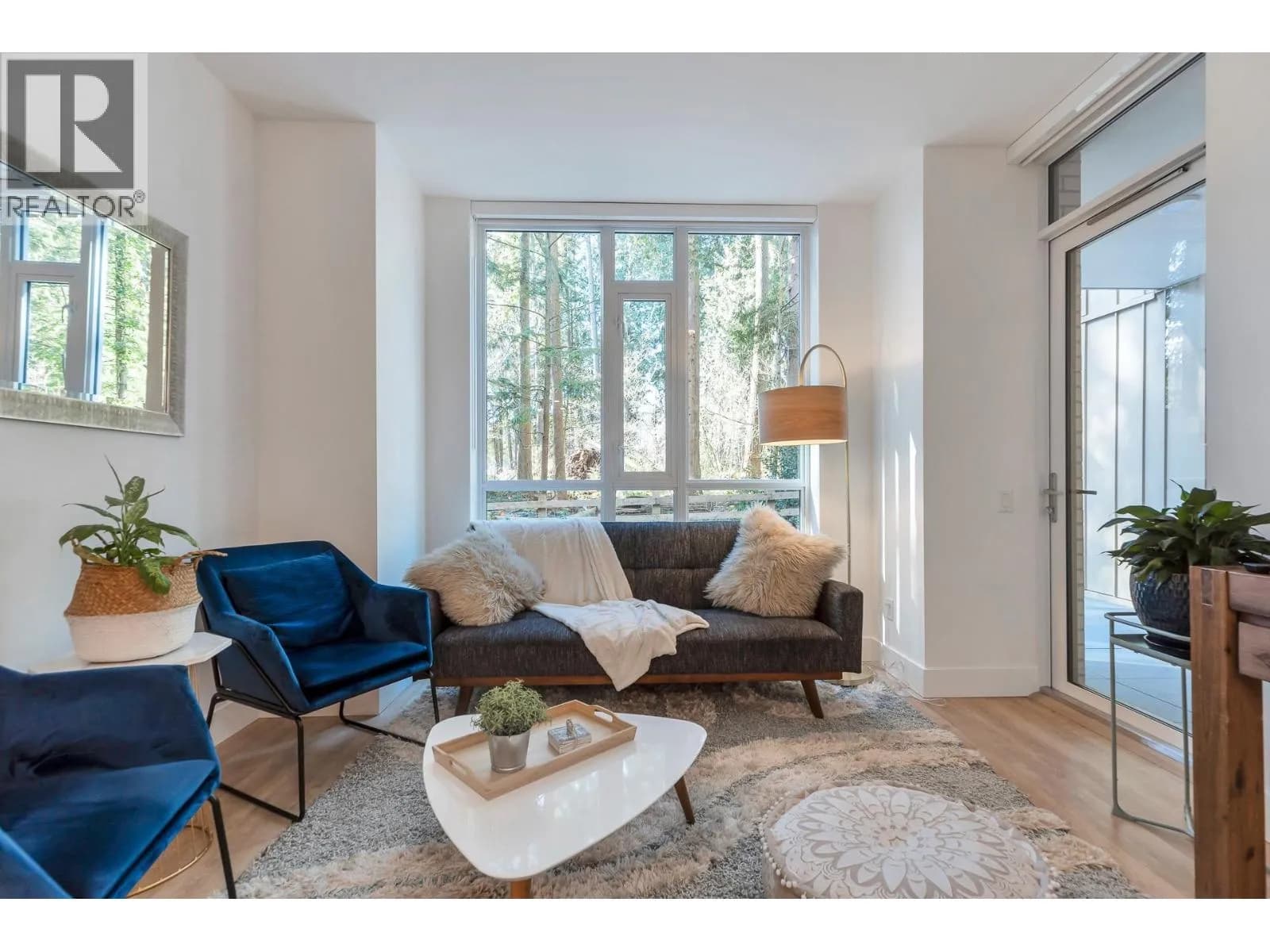 2325 EMERY COURT, North Vancouver