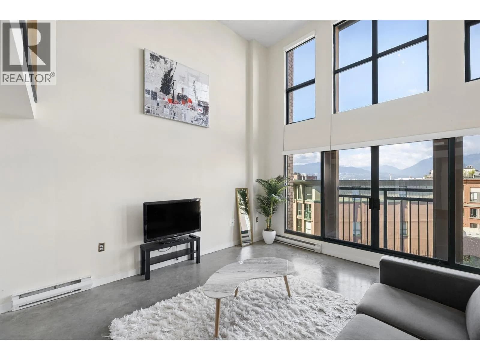 #609 22 E CORDOVA STREET, Vancouver, BC photo 3