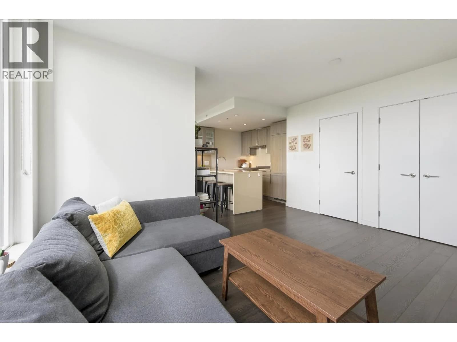 #1104 5665 BOUNDARY ROAD, Vancouver, BC photo 3
