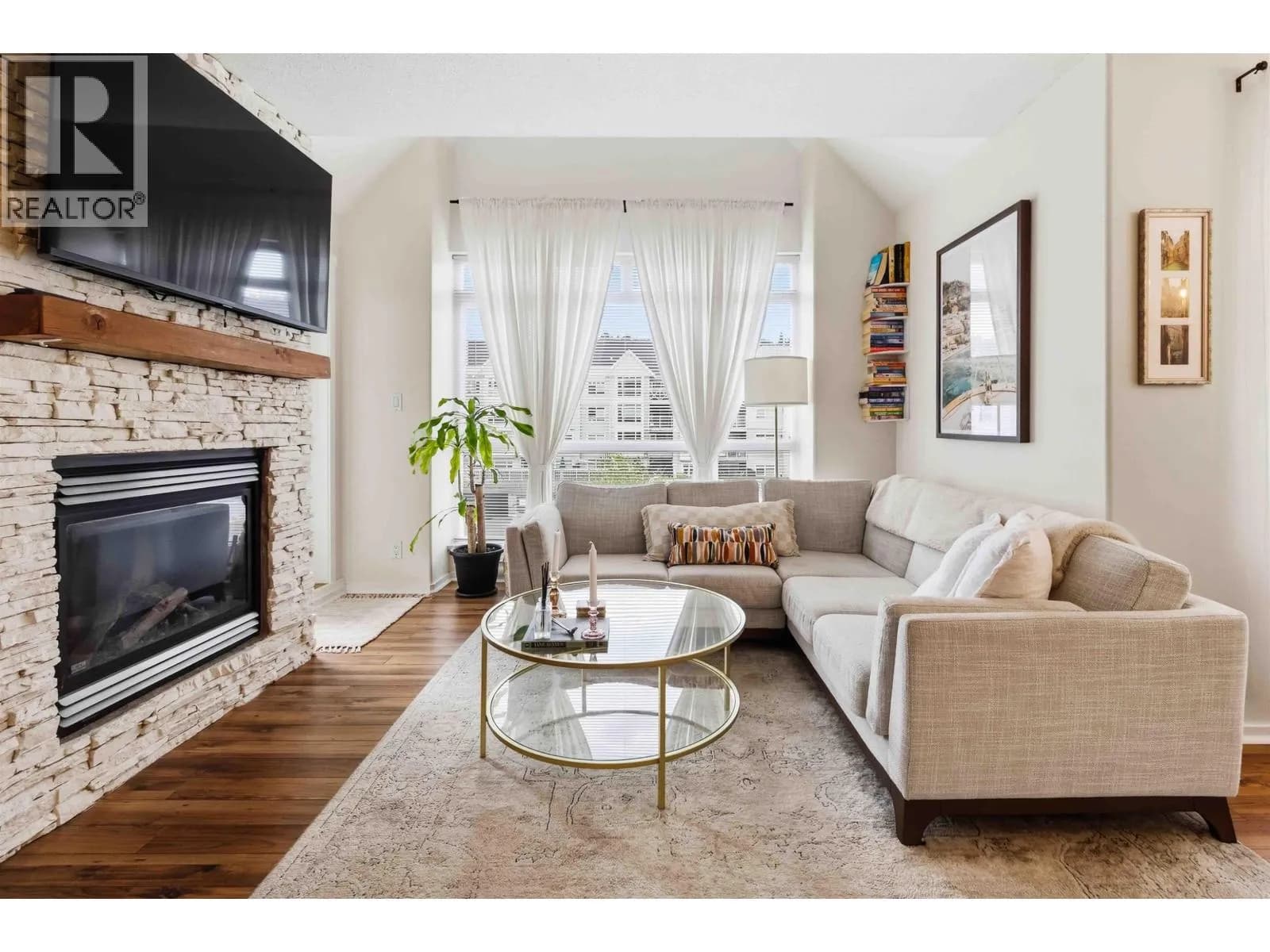 3142 ST JOHNS STREET, Port Moody