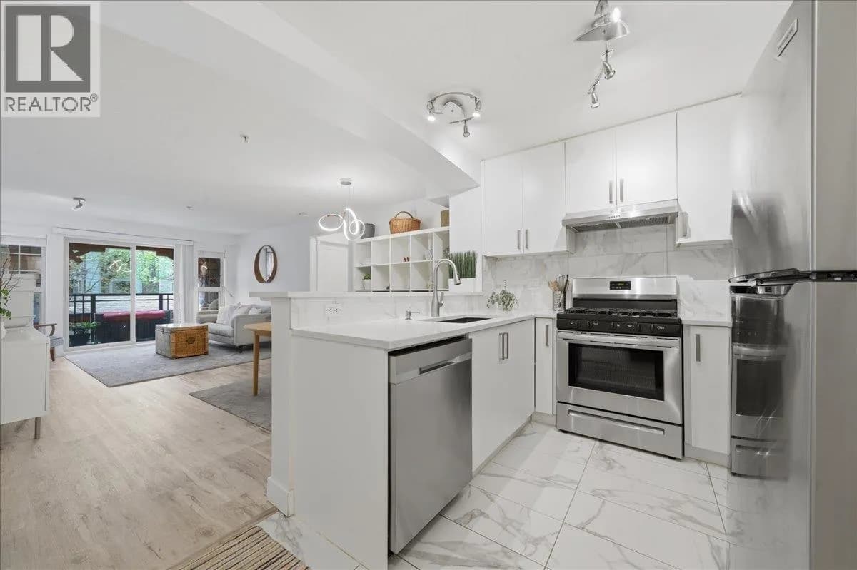 2966 SILVER SPRINGS BOULEVARD, Coquitlam