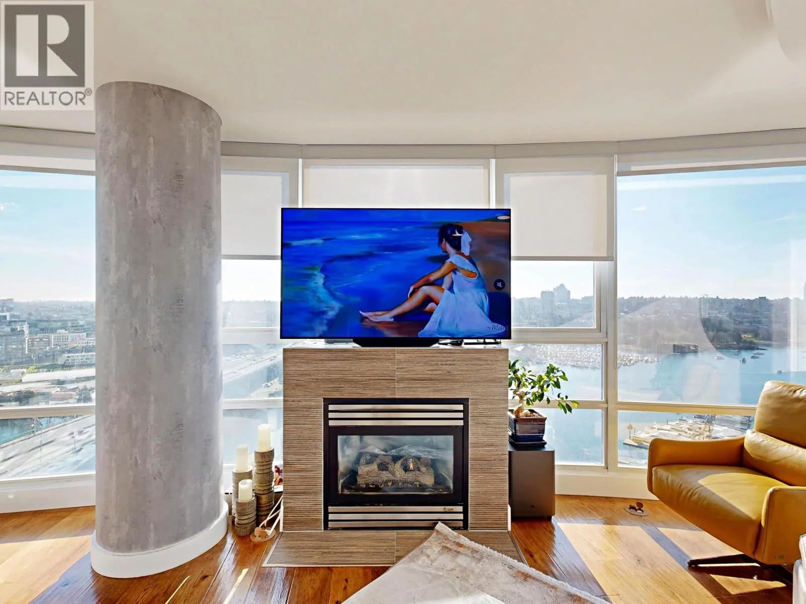 #2706 1033 MARINASIDE CRESCENT, Vancouver, BC photo 2