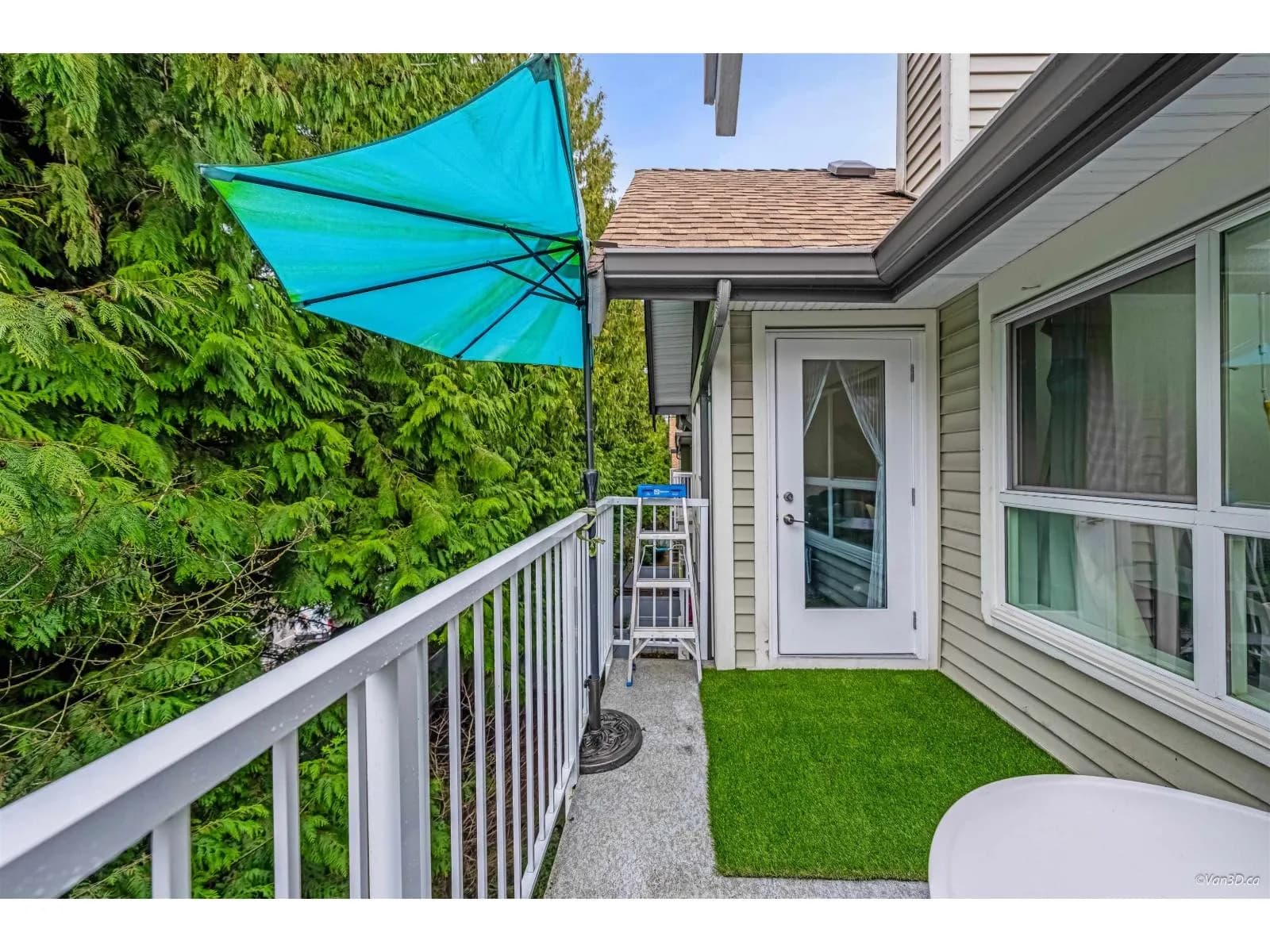 9688 148 STREET, Surrey