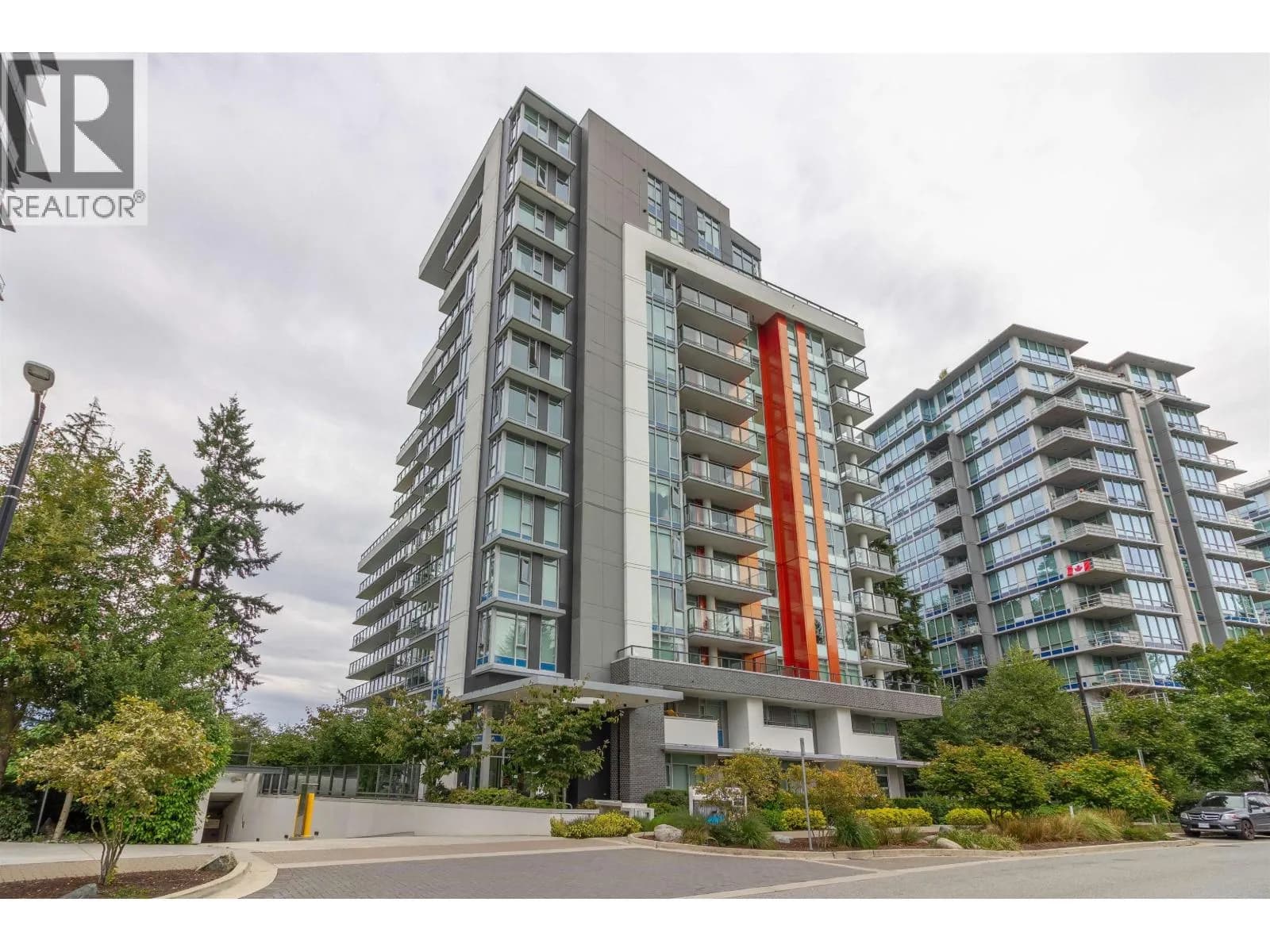 8940 UNIVERSITY CRESCENT, Burnaby