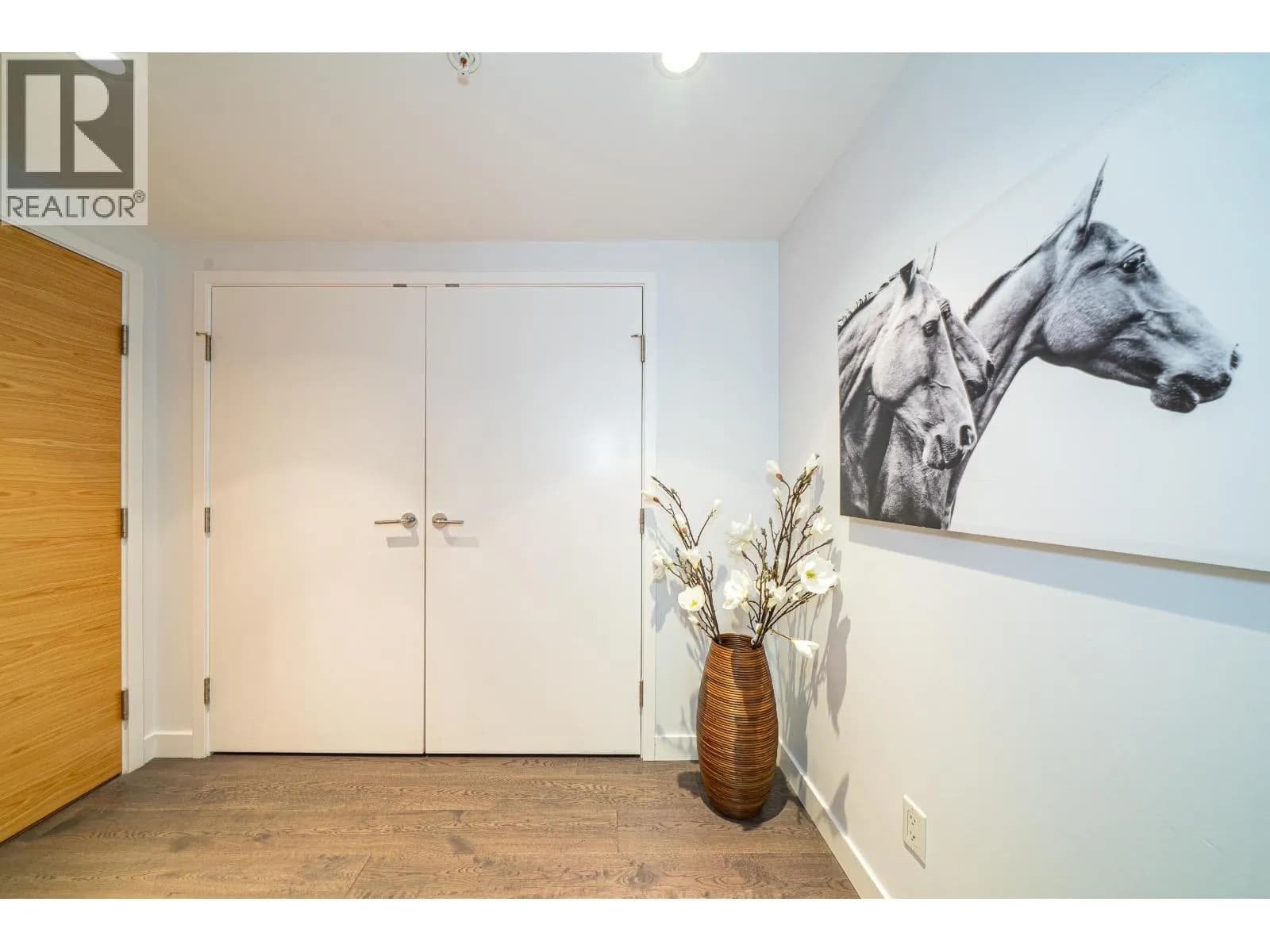 #203 5782 BERTON AVENUE, Vancouver, BC photo 4