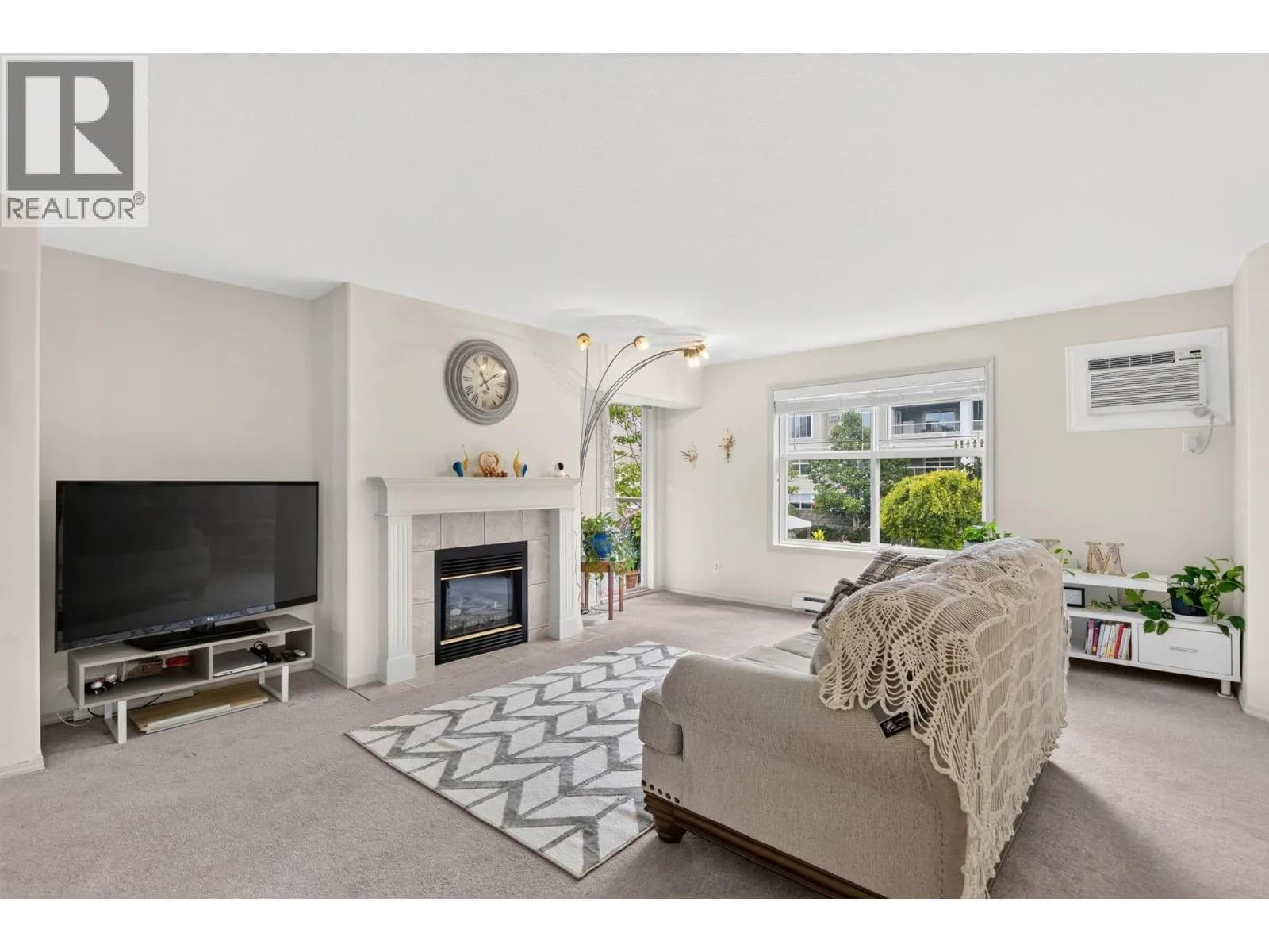 #219 555 Houghton Road, Kelowna, BC photo 2