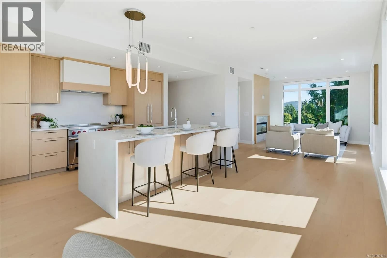 5229 Cordova Bay Rd, Saanich