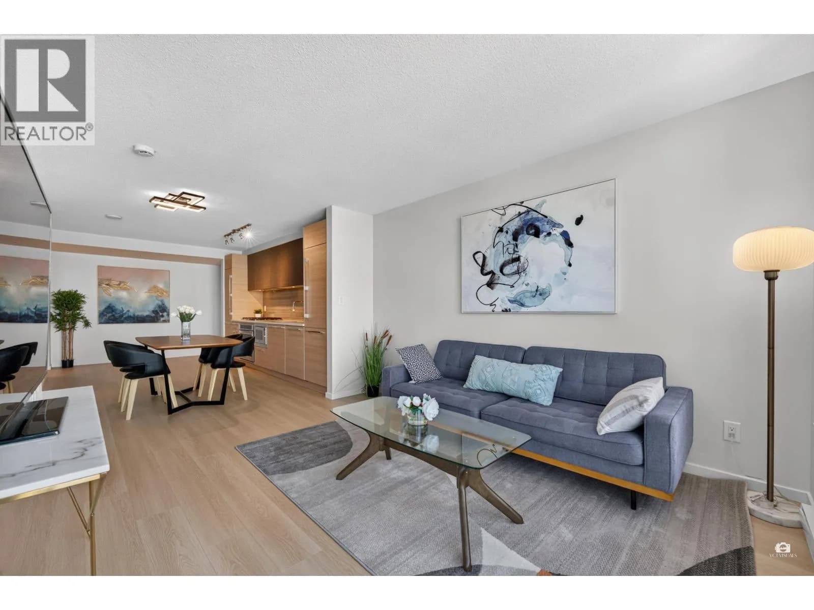 6658 DOW AVENUE, Burnaby